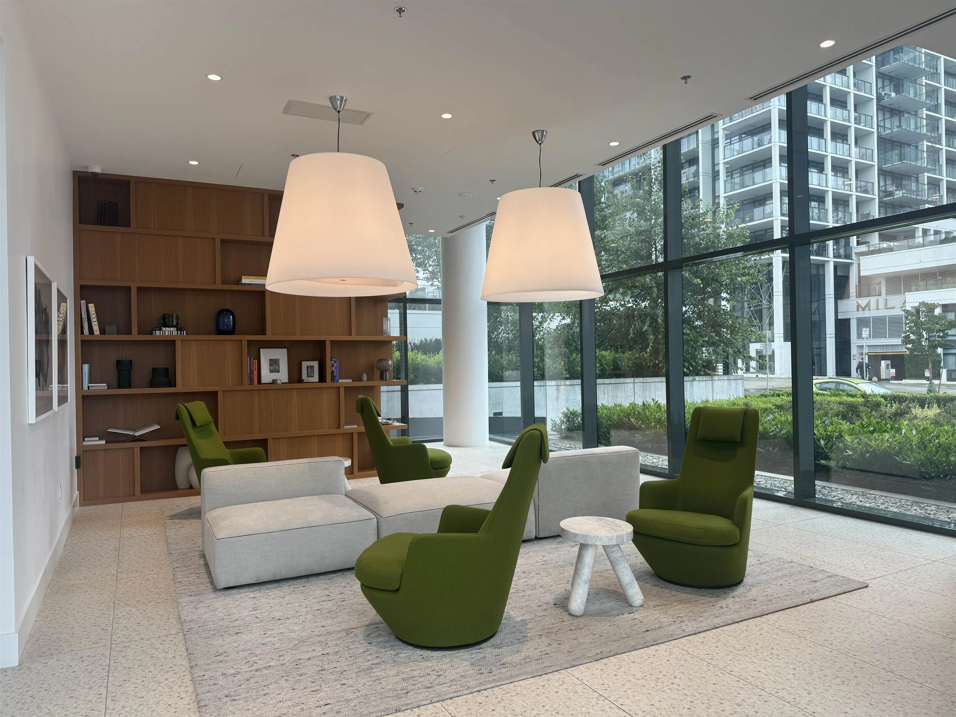 2501 2425 Alpha Avenue