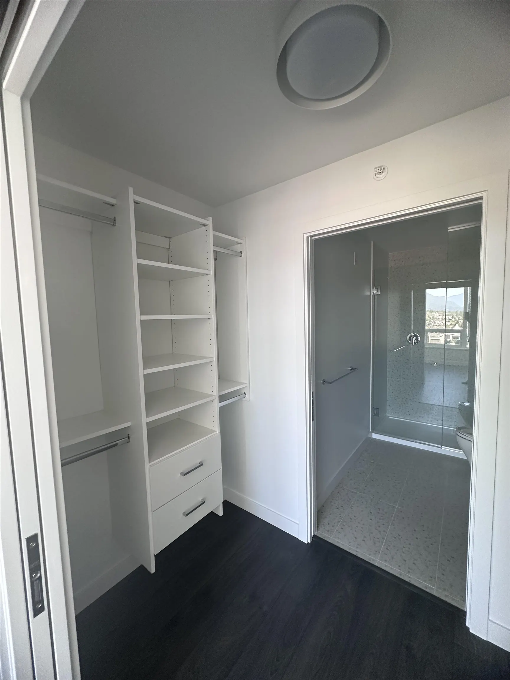 2501 2425 Alpha Avenue