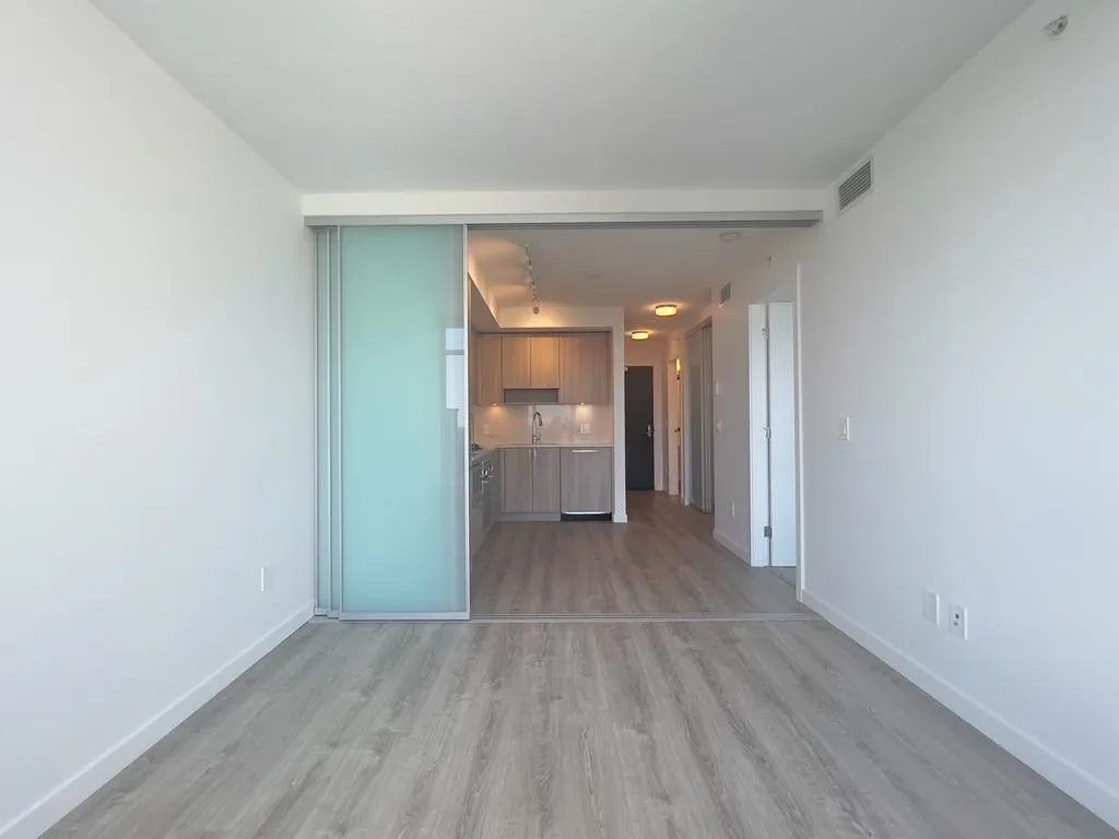 2910 13350 Central Avenue Avenue