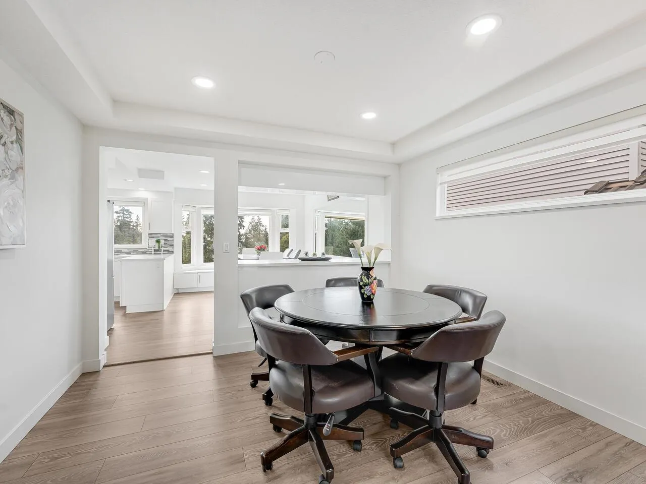 1668 Plateau Crescent