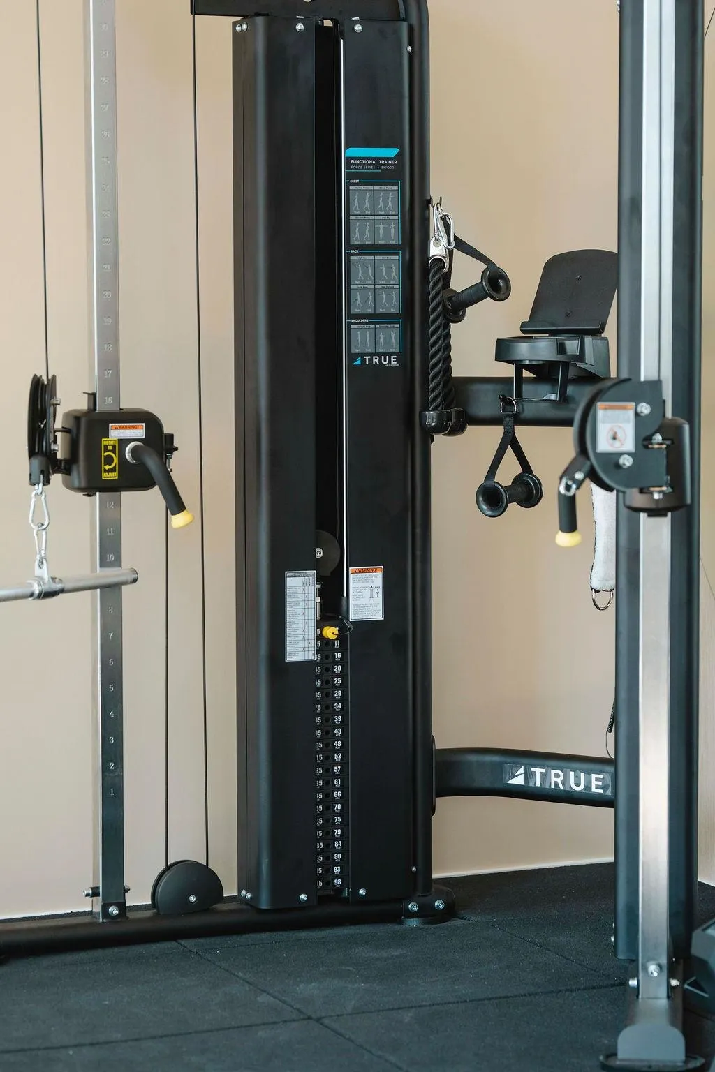 2304 4988 Bennett Street