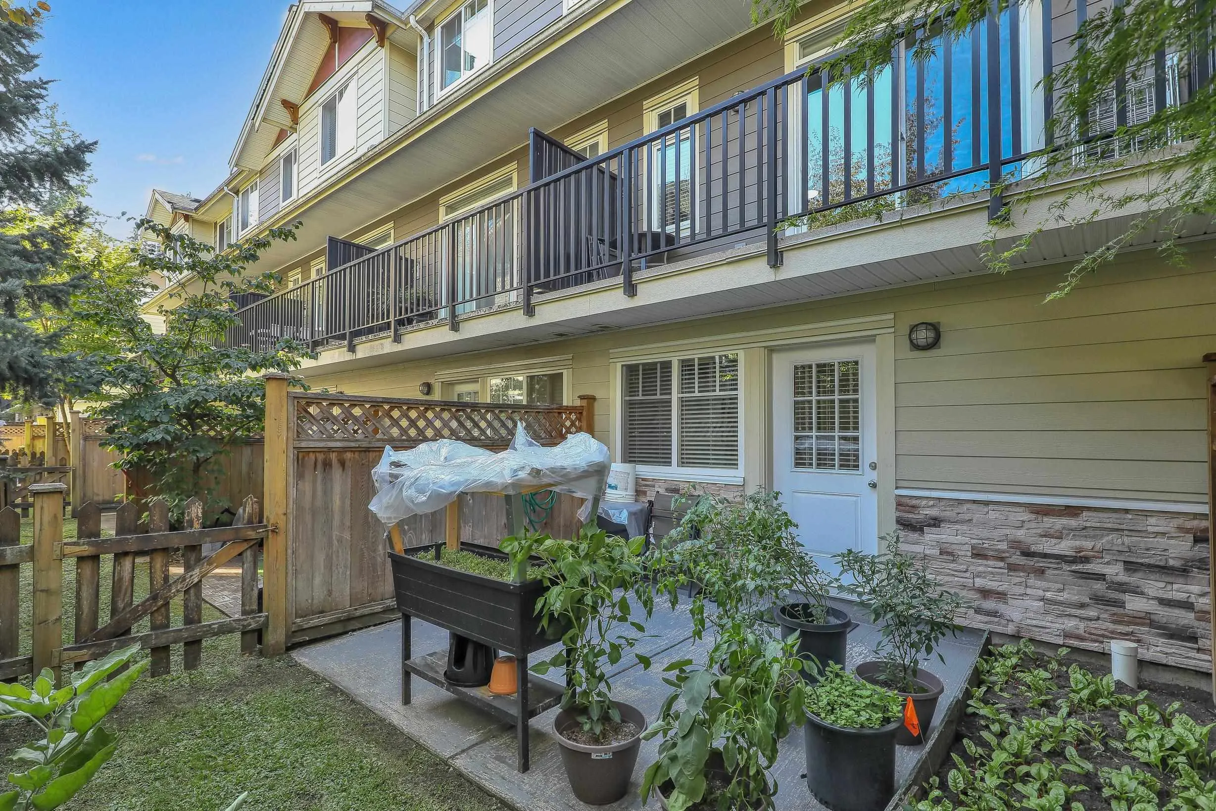 50 6383 140 Street