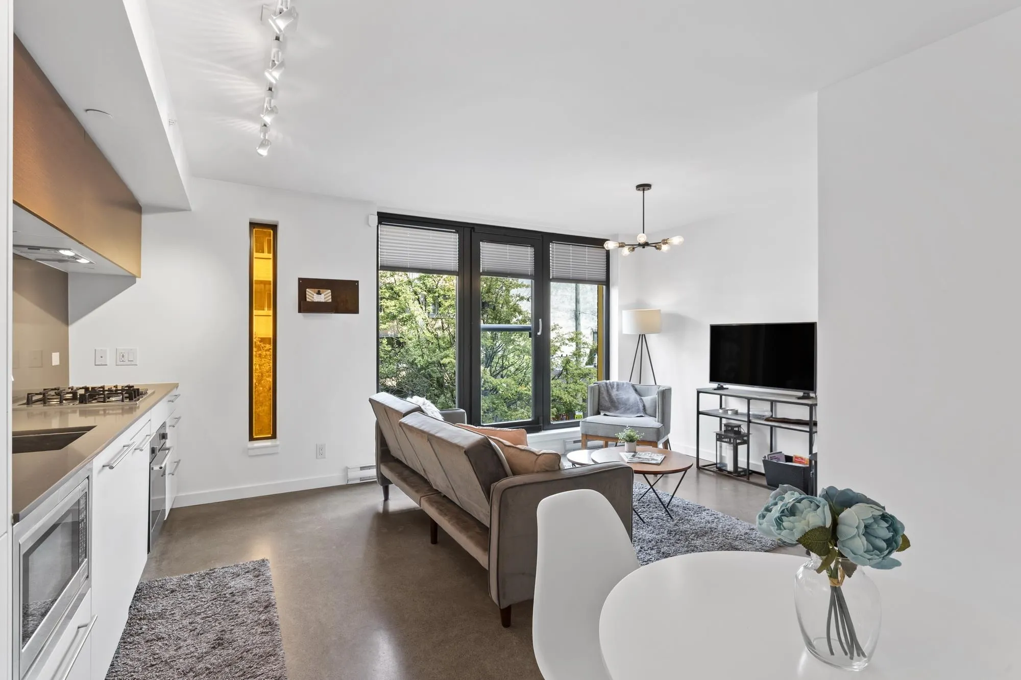 501 150 E Cordova Street