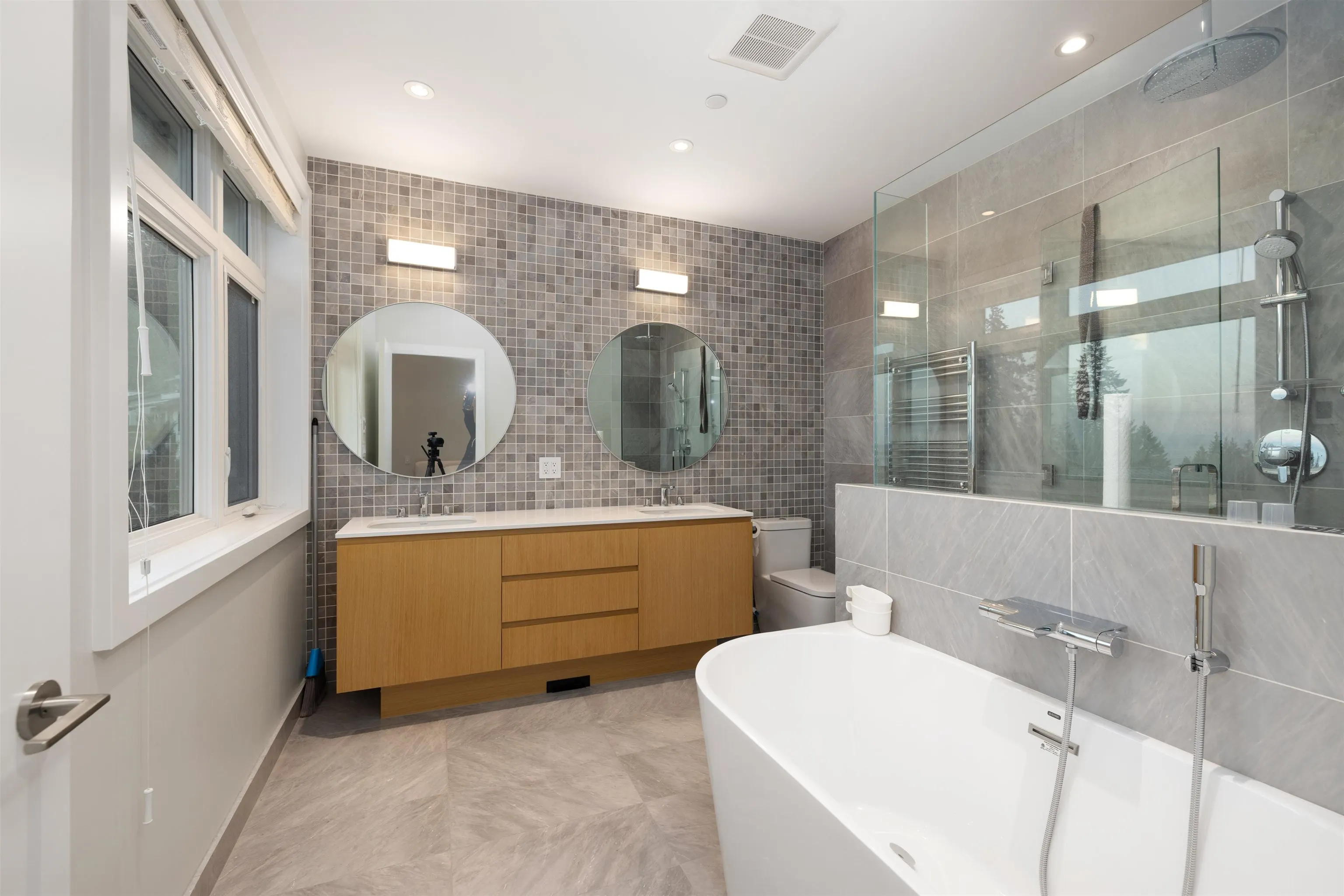 2993 Burfield Place