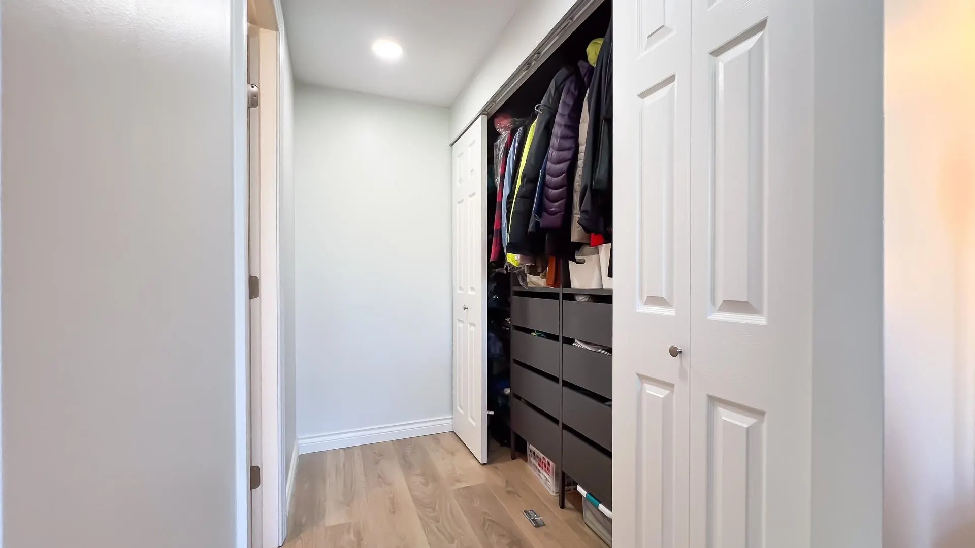 202 2580 Tolmie Street