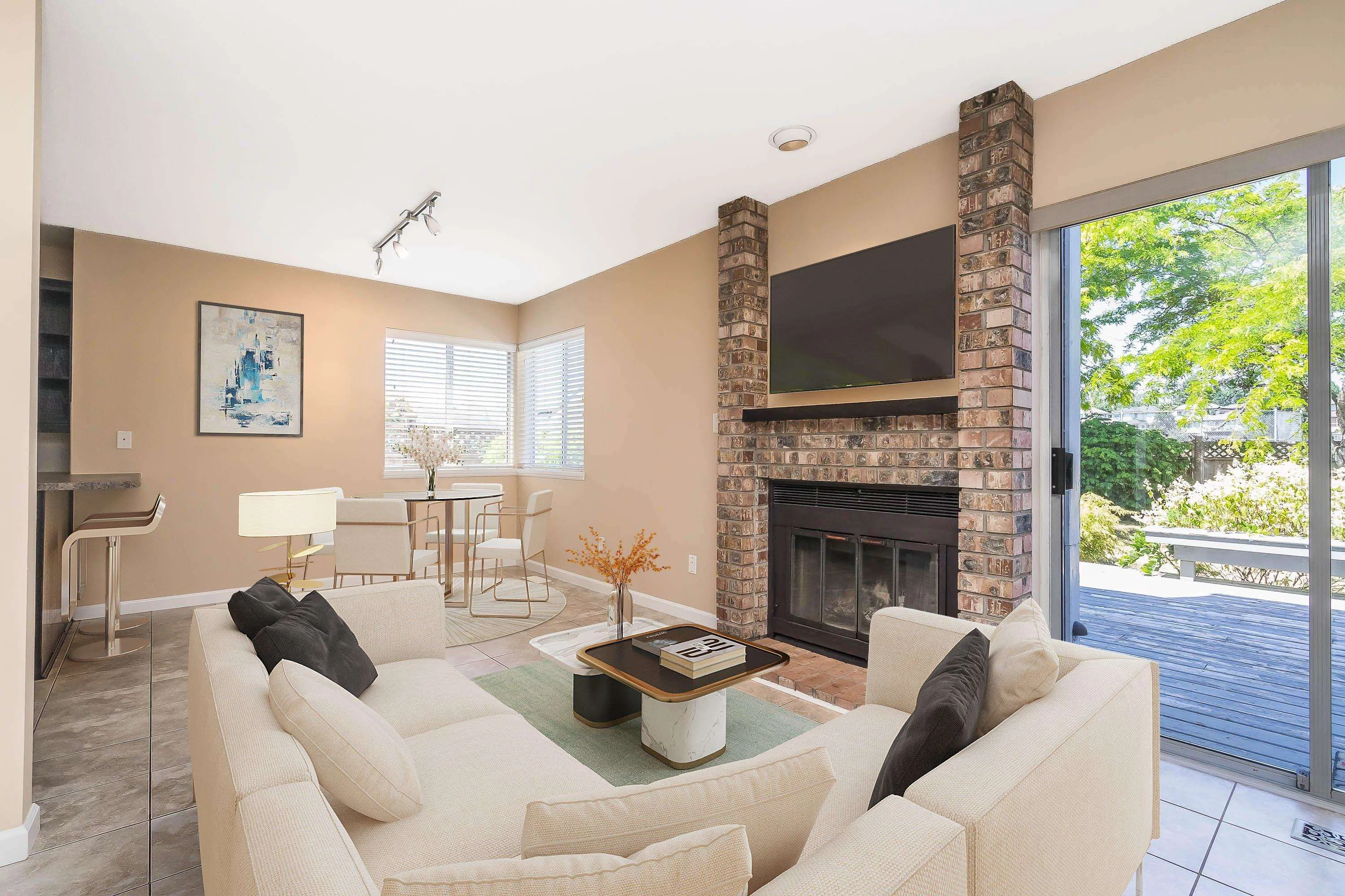 915 Citadel Drive