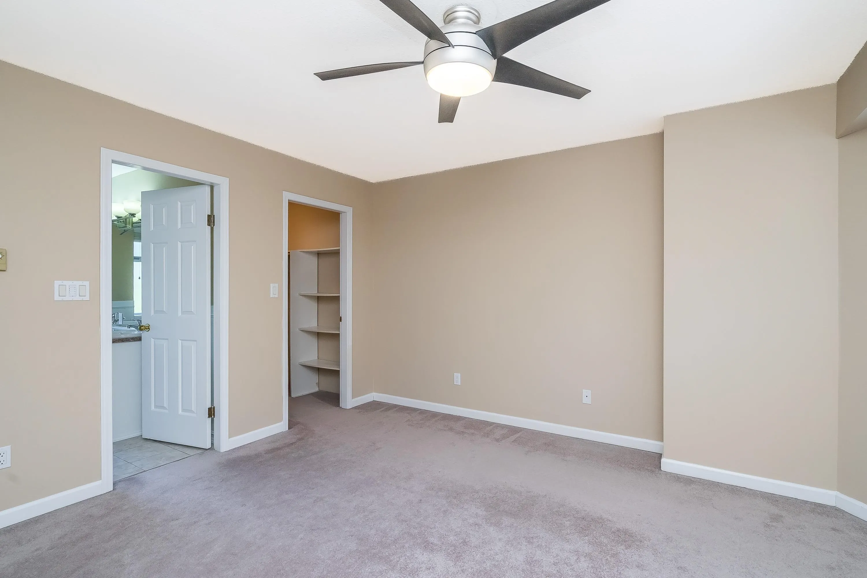 915 Citadel Drive