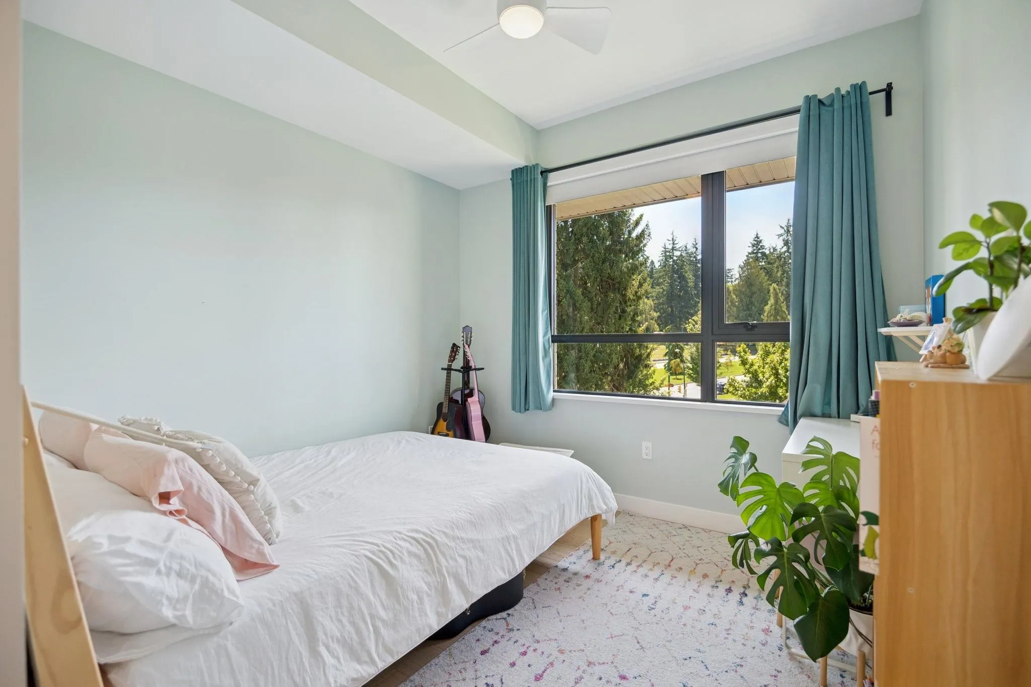 510 4427 Cambie Street