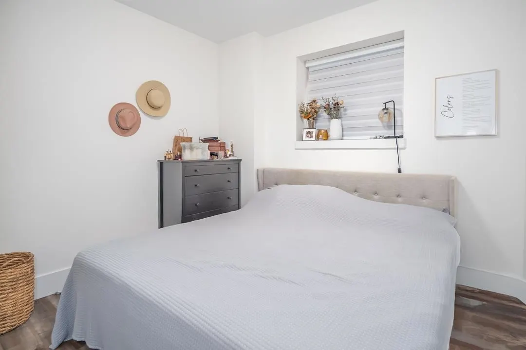 15960 105a Avenue