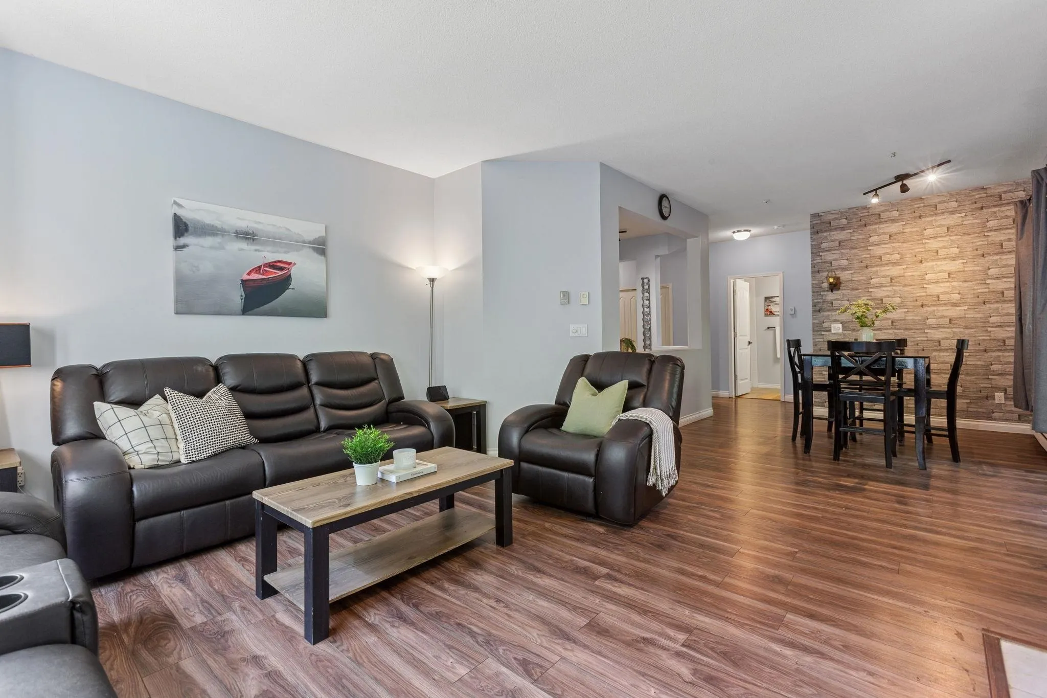 111 20897 57 Avenue