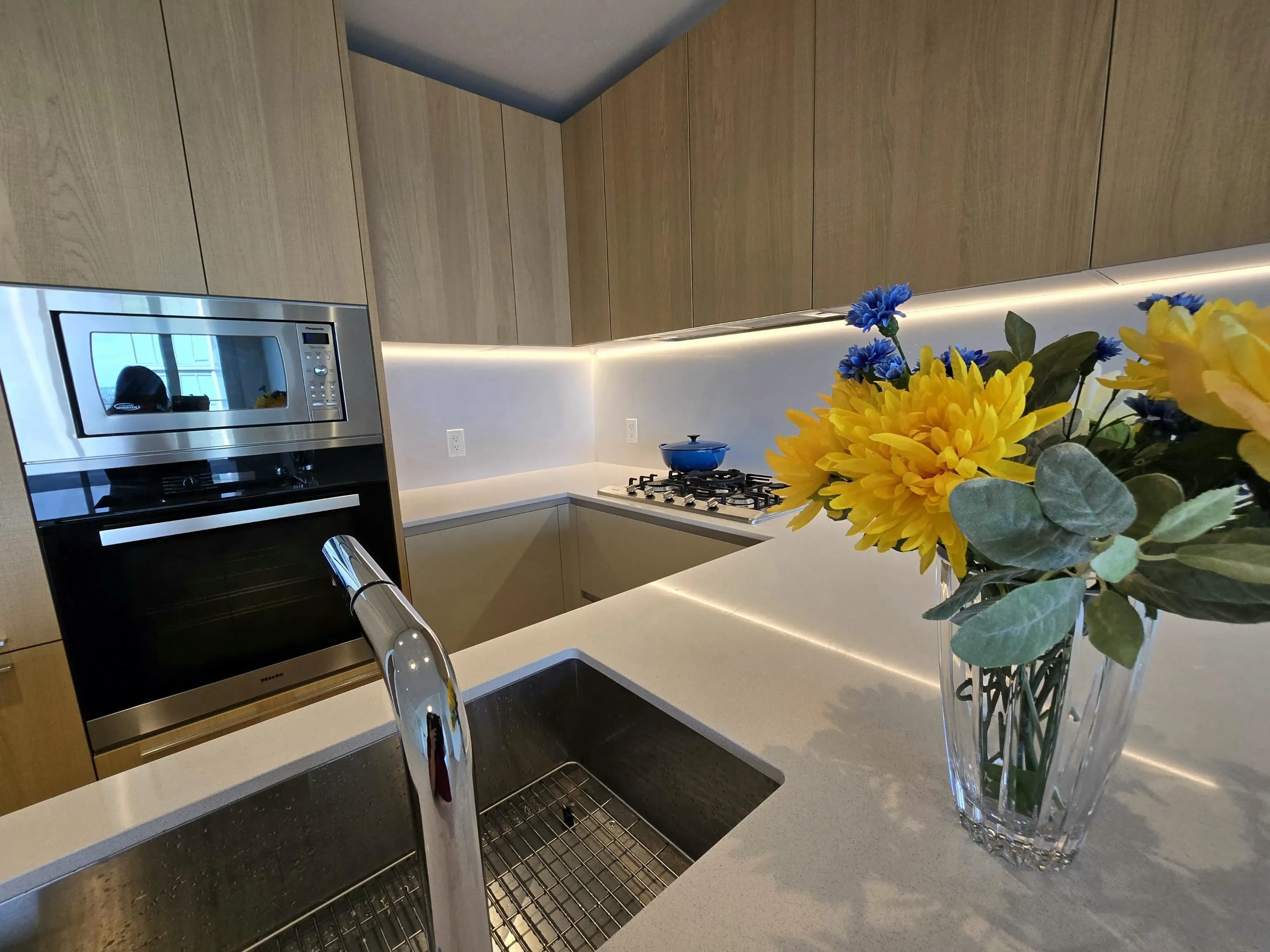 1009 6622 Pearson Way
