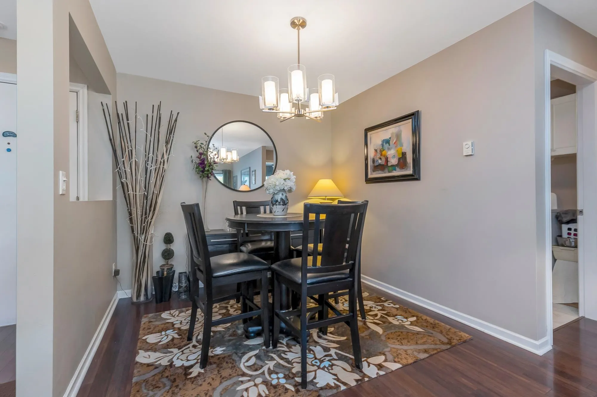 305 7554 Briskham Street