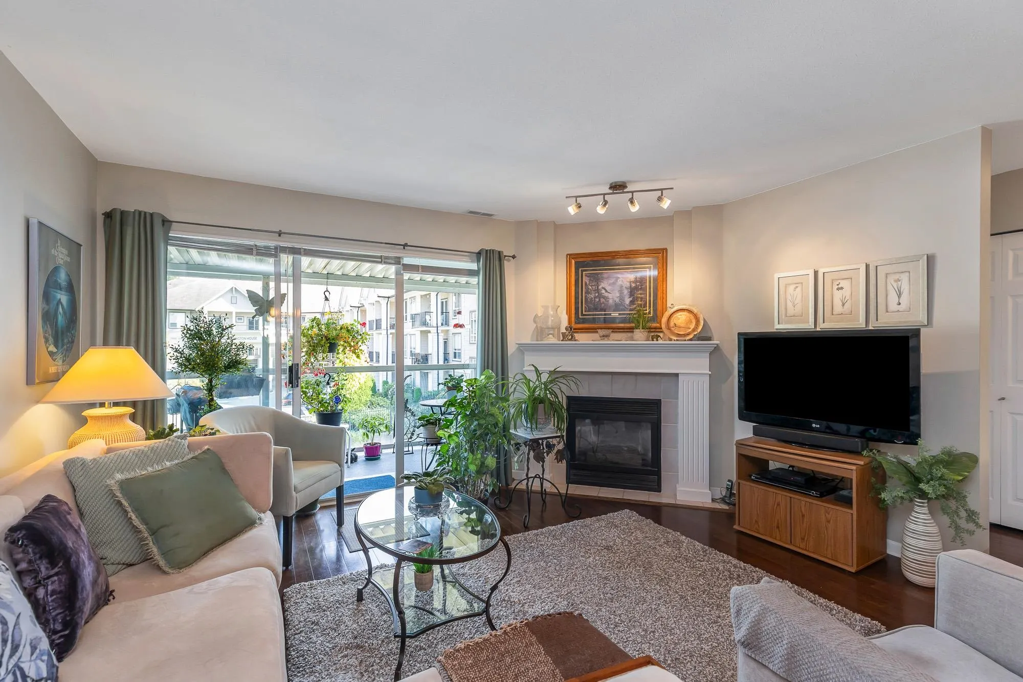 305 7554 Briskham Street