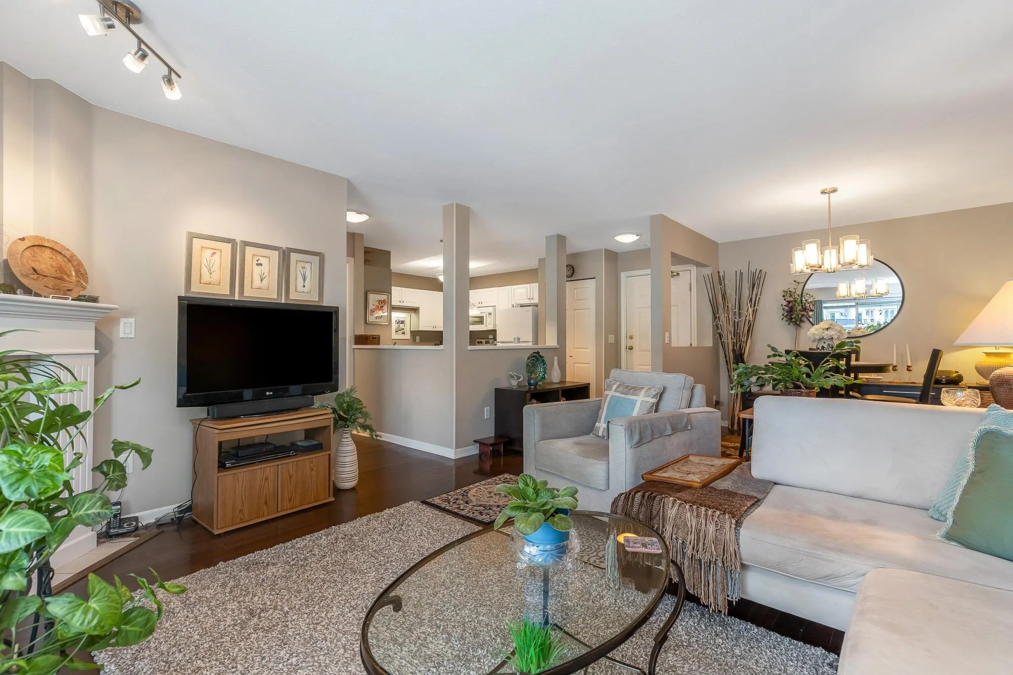 305 7554 Briskham Street