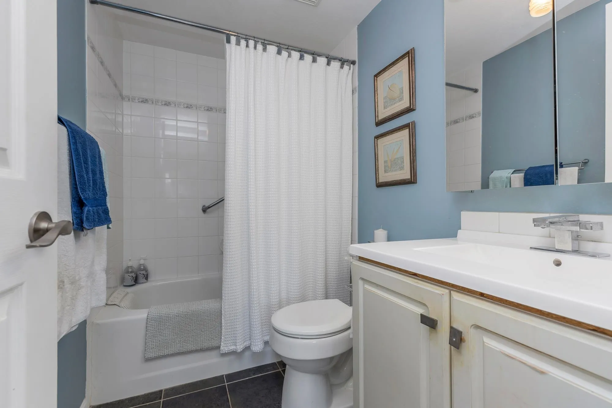 305 7554 Briskham Street