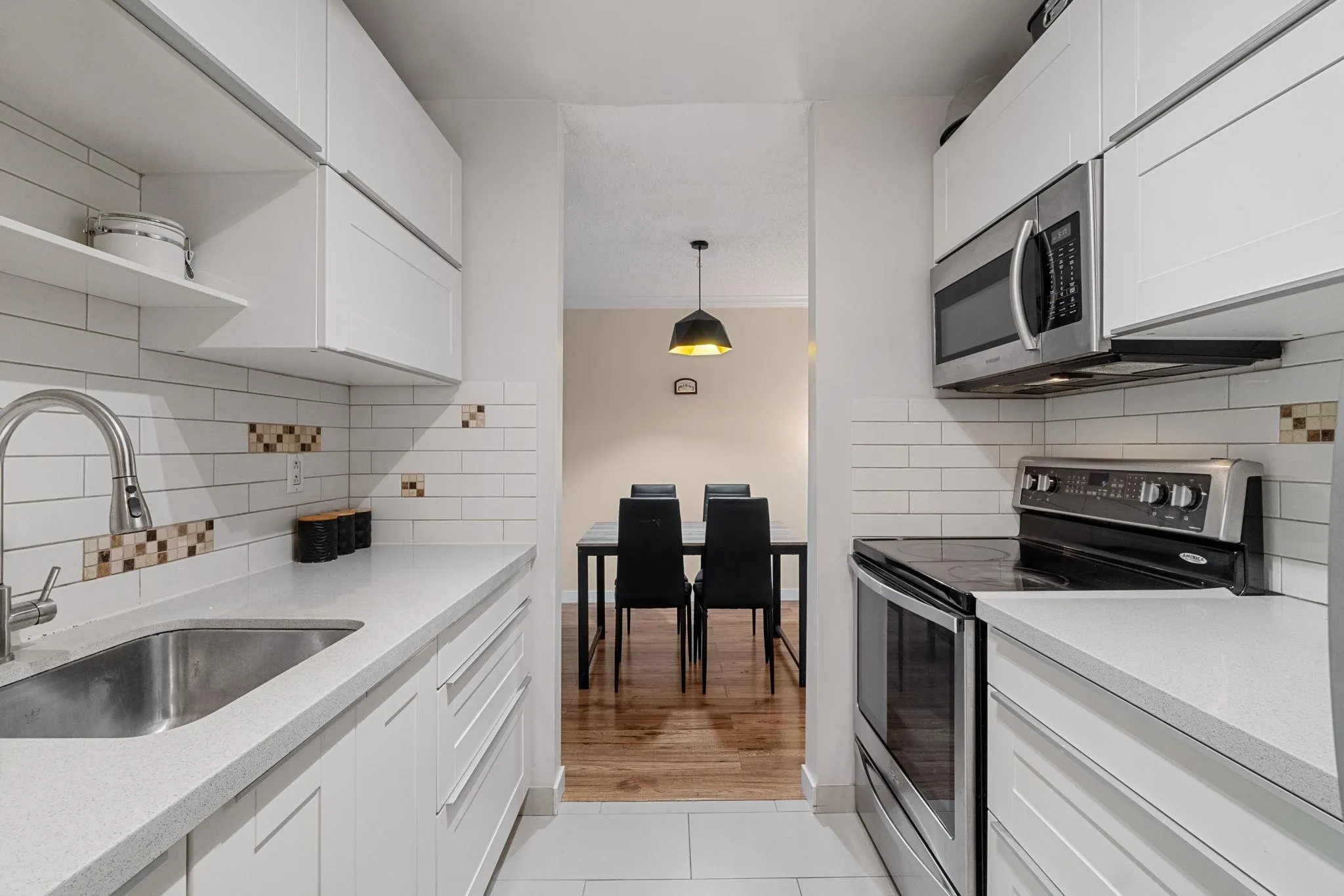 118 7431 Minoru Boulevard