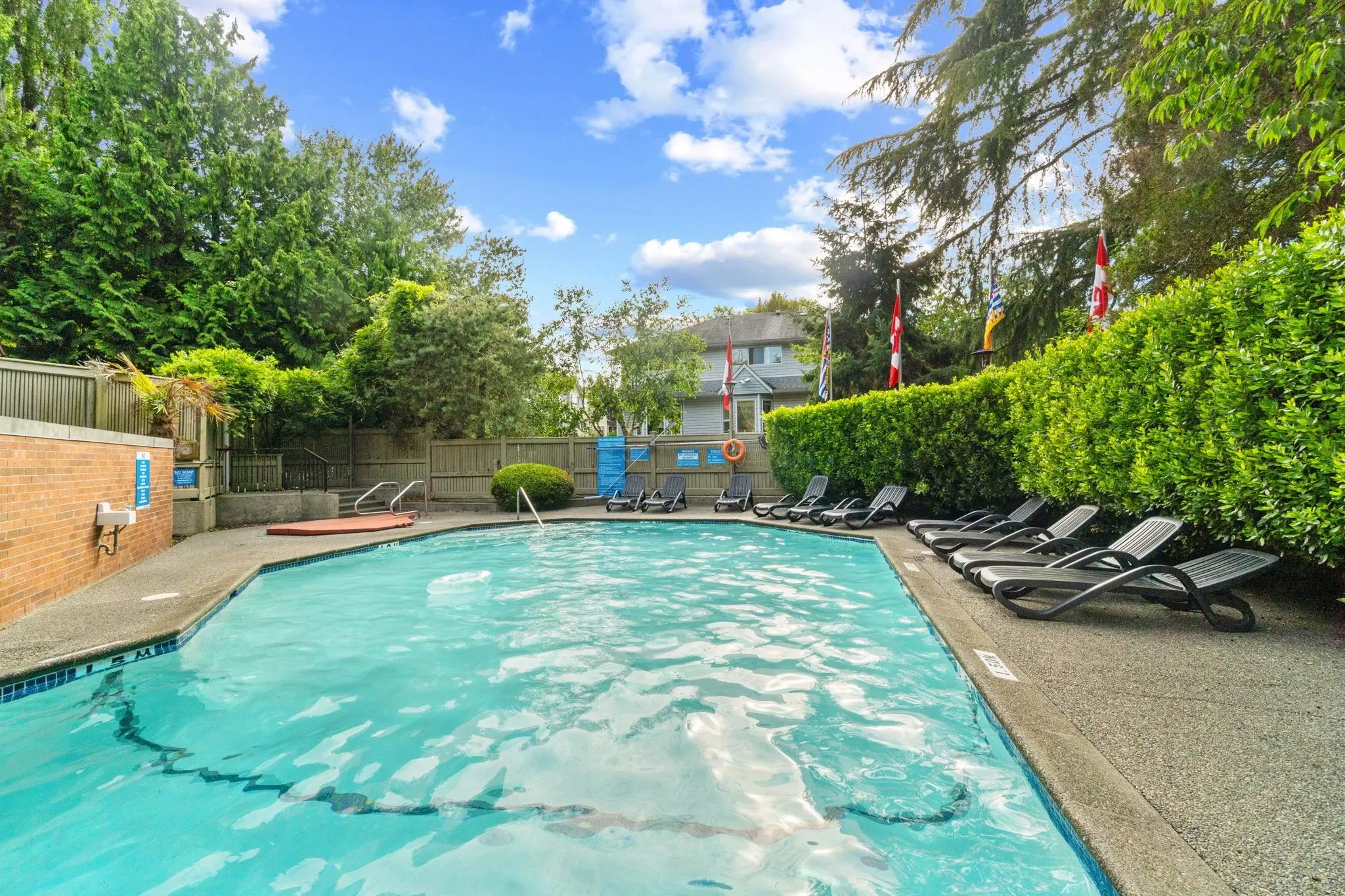 118 7431 Minoru Boulevard