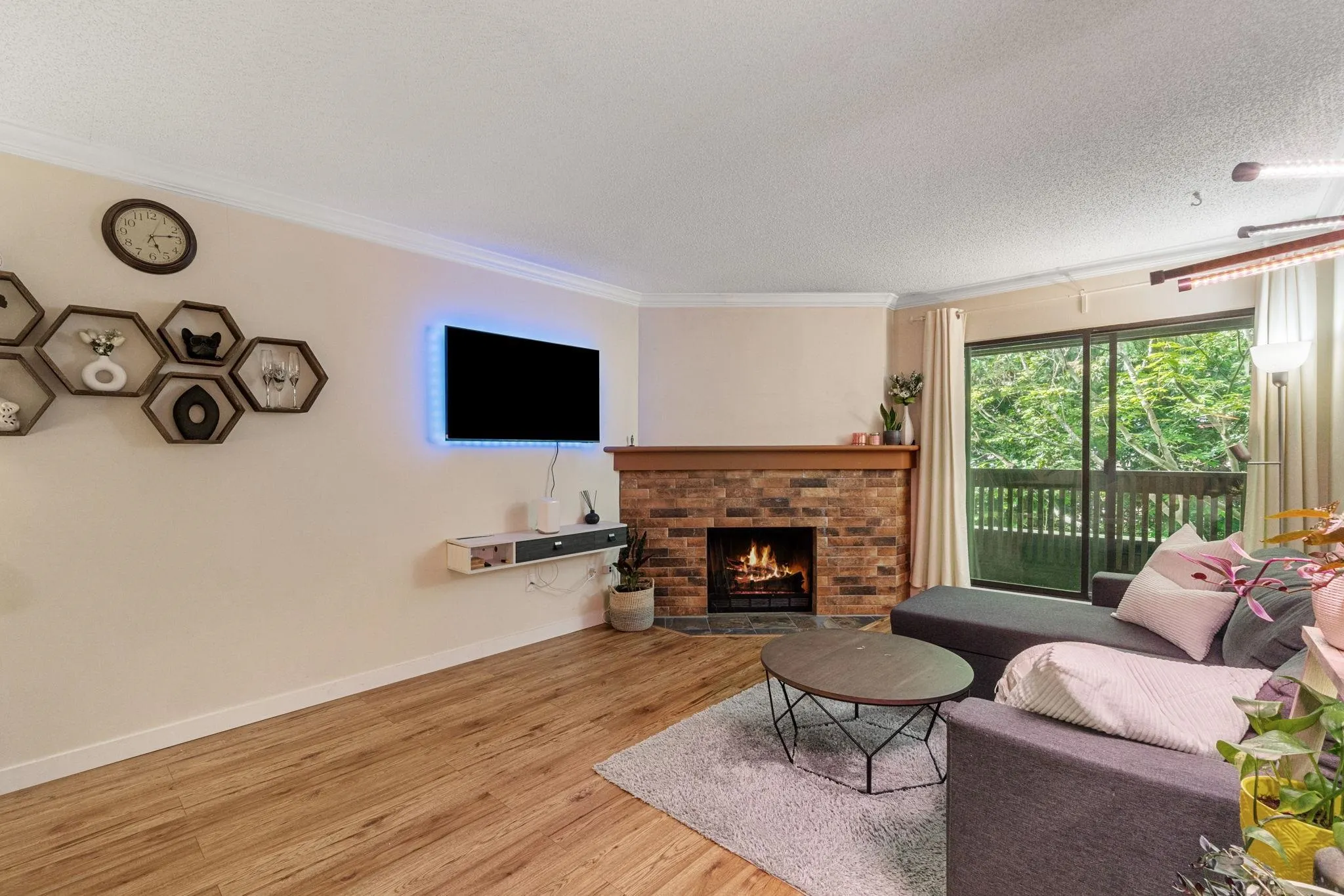 118 7431 Minoru Boulevard
