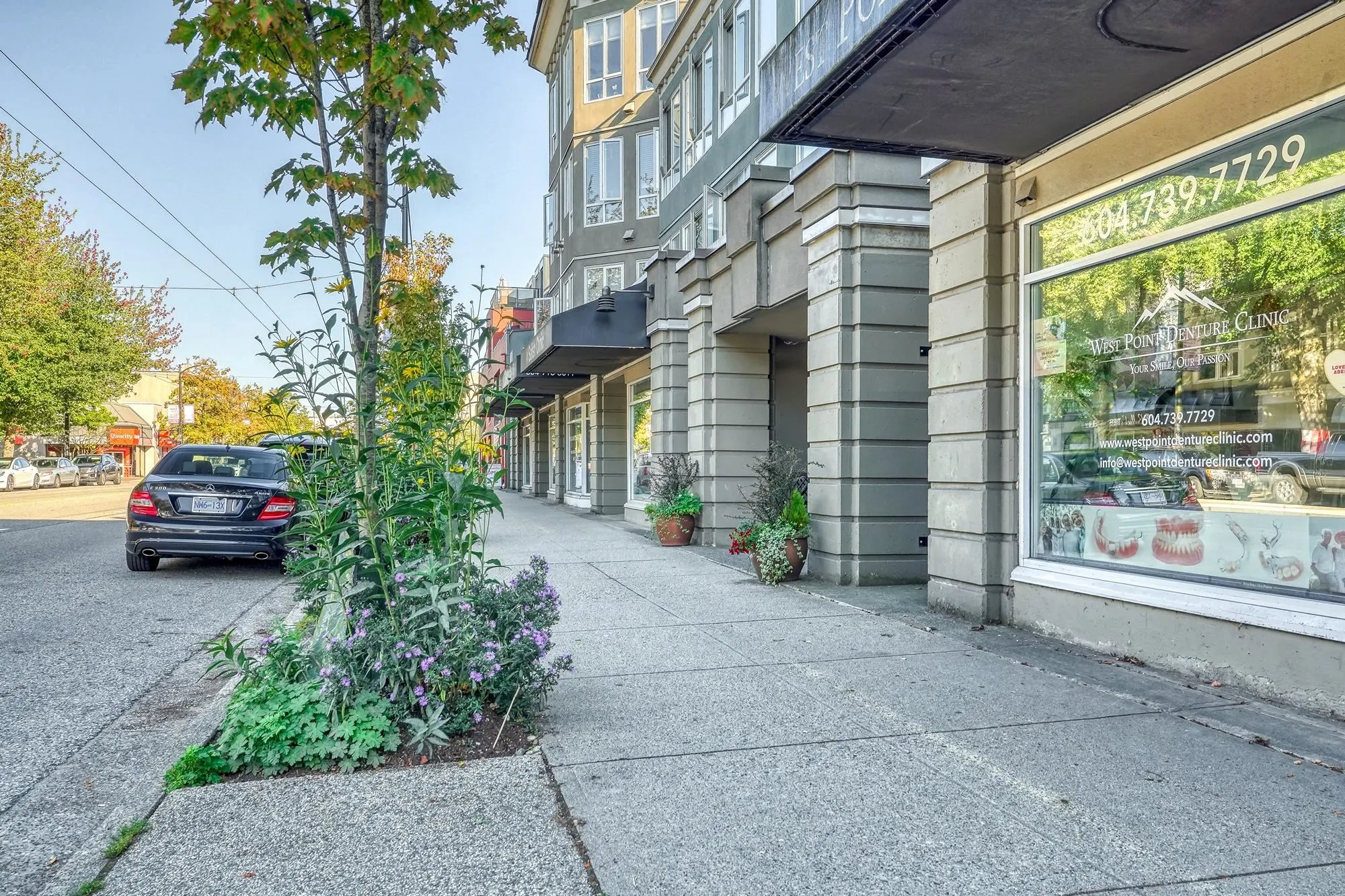 122 3440 W Broadway