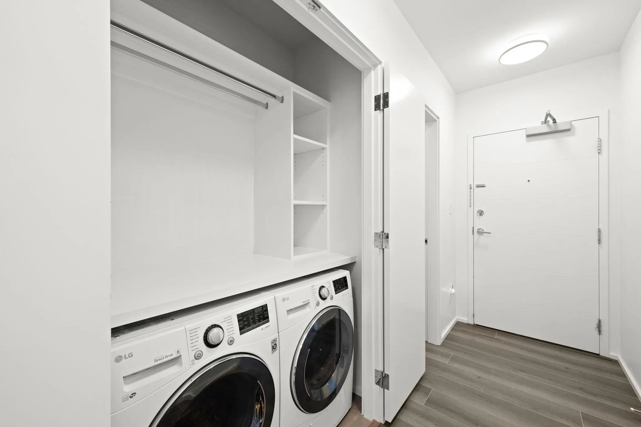 5606 4510 Halifax Way