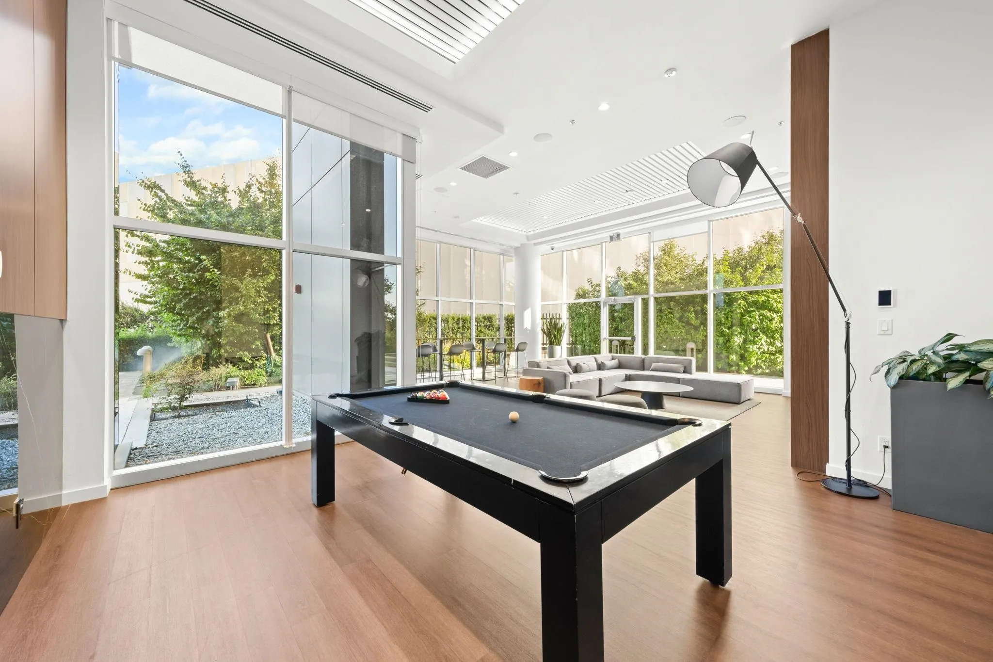 5606 4510 Halifax Way