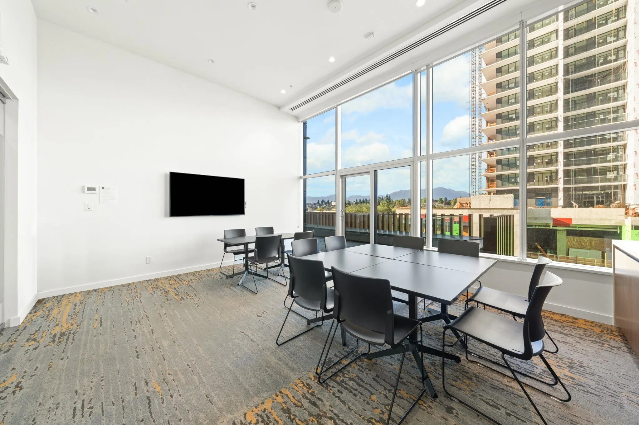 5606 4510 Halifax Way