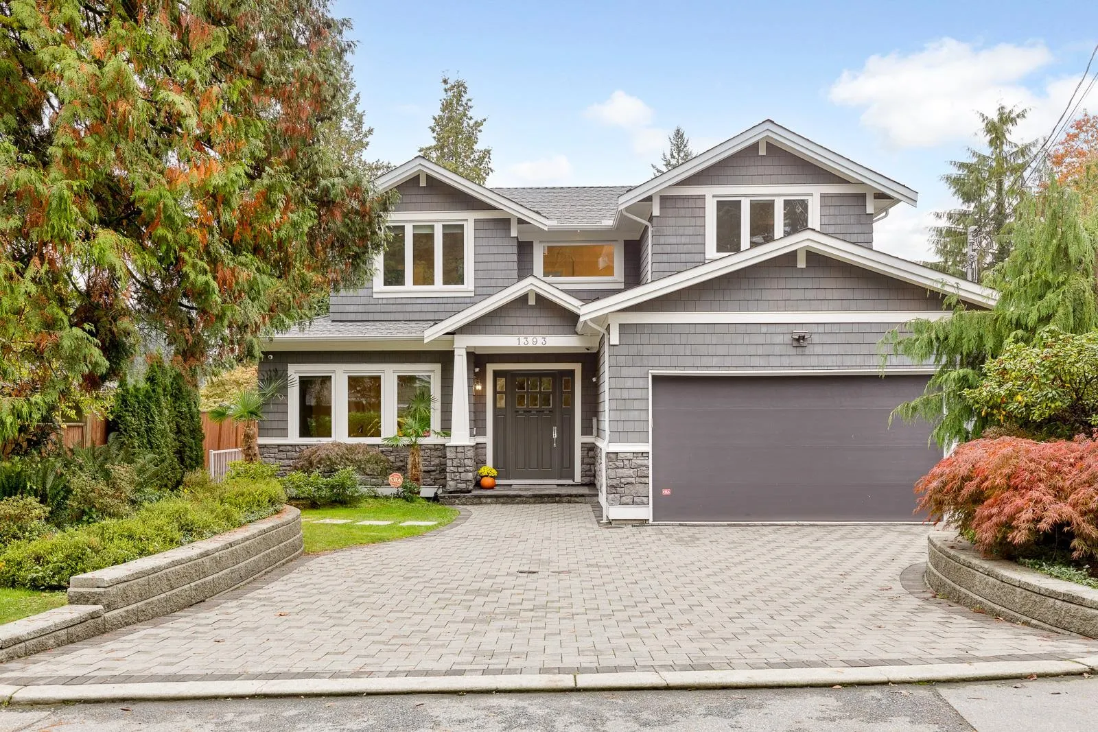 1393 Greenbriar Way