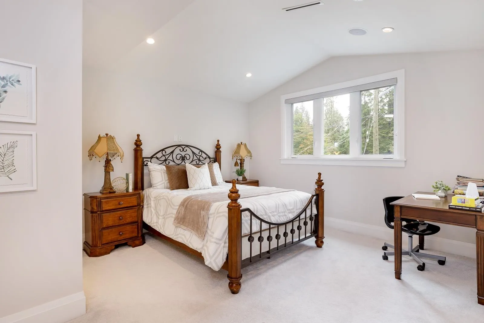 1393 Greenbriar Way