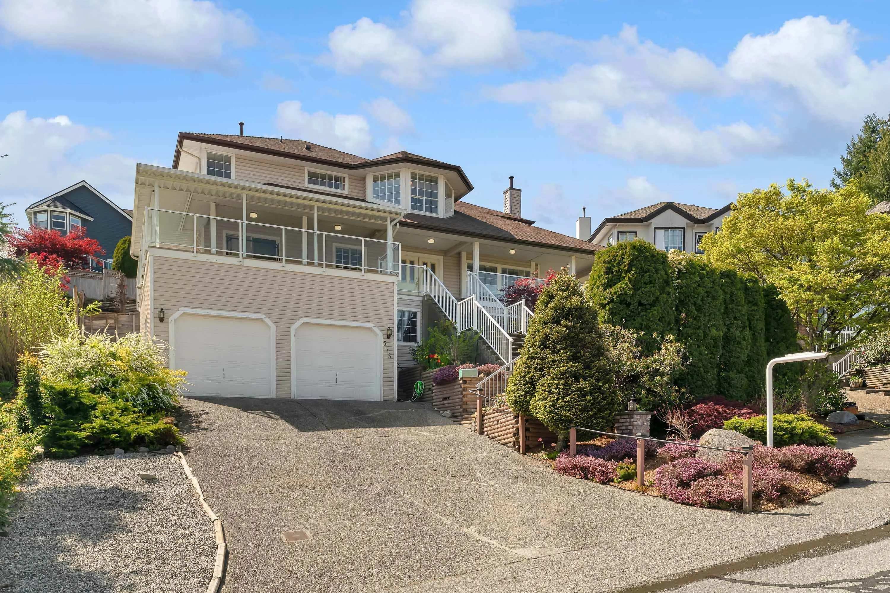 575 Clearwater Way