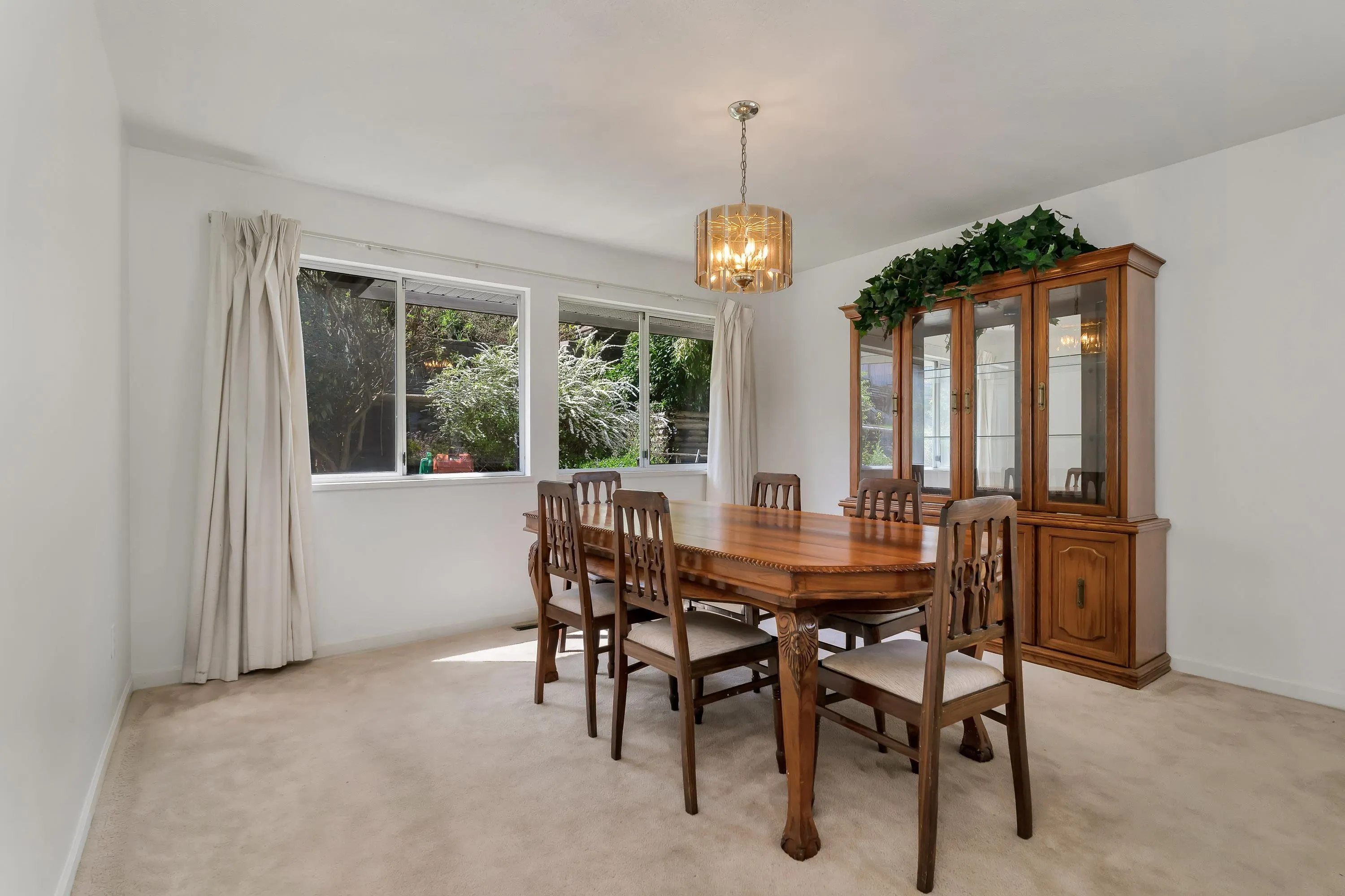 575 Clearwater Way