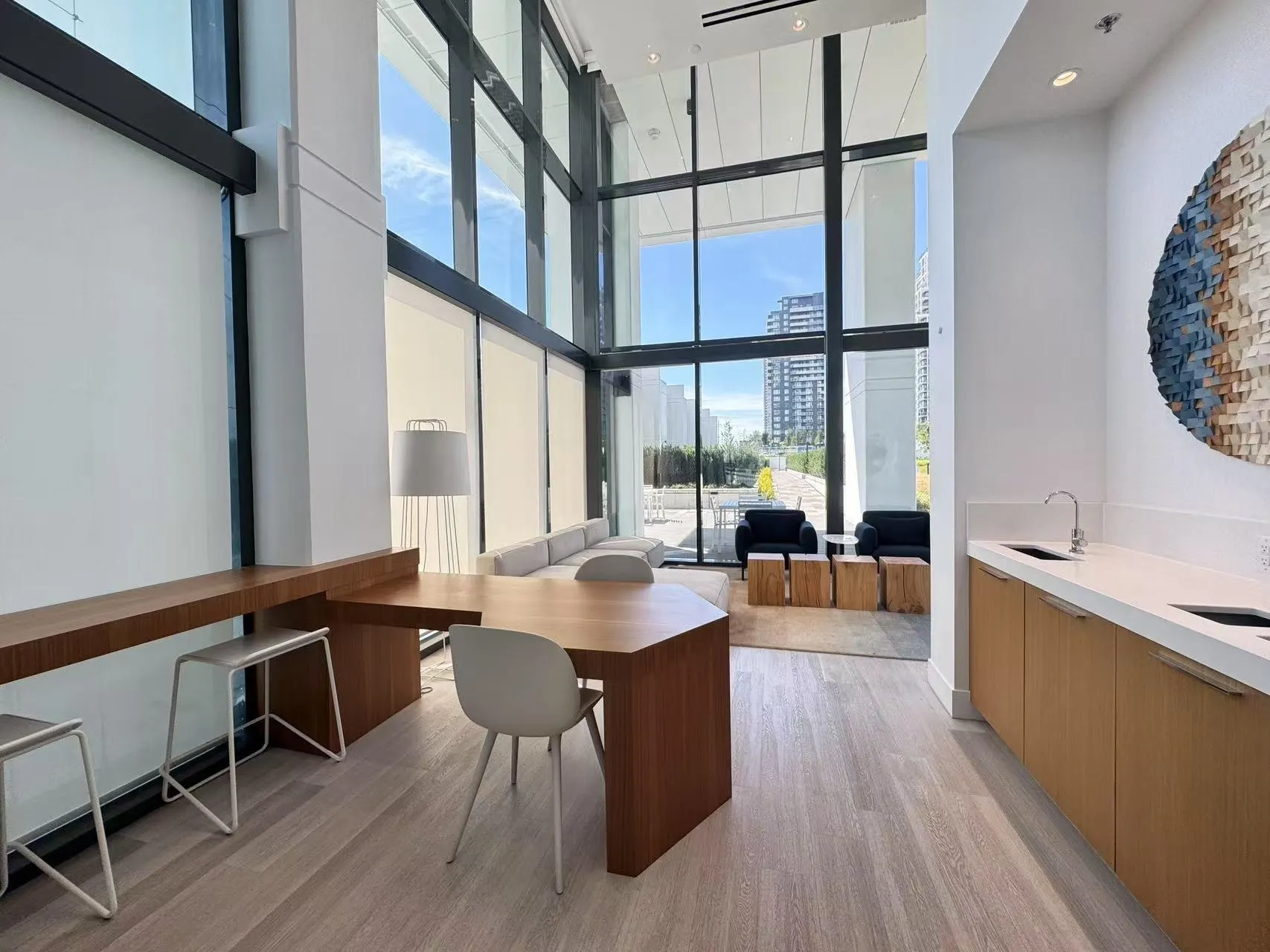 1602 2425 Alpha Avenue Avenue