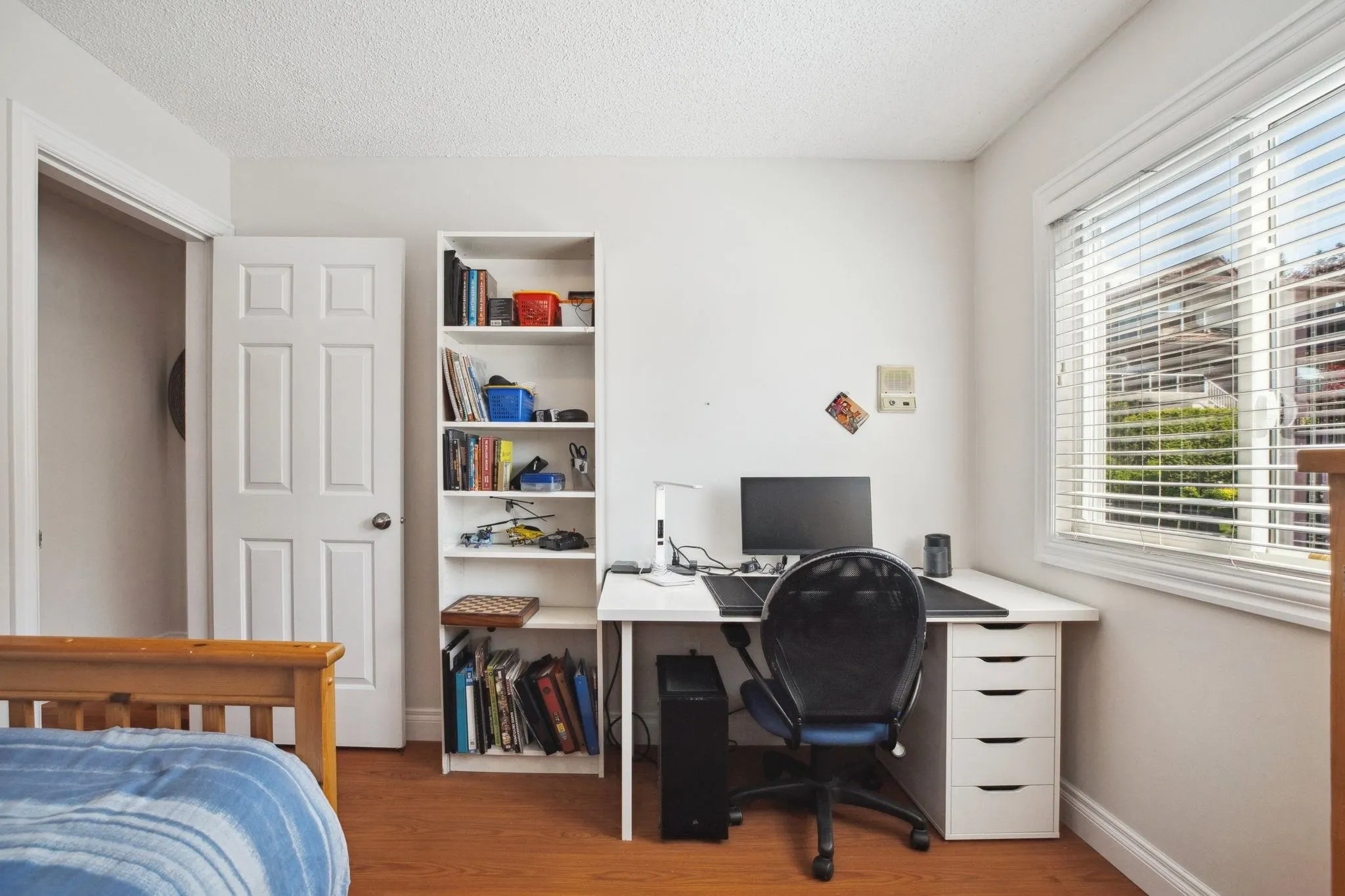 7347 Queenston Court