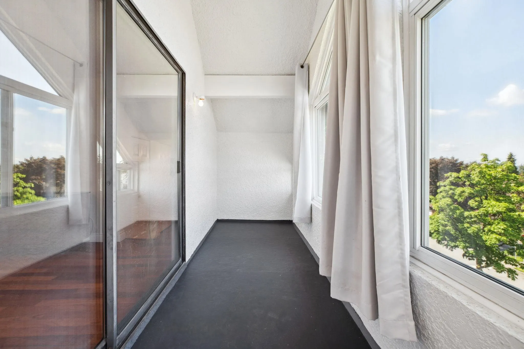 7347 Queenston Court