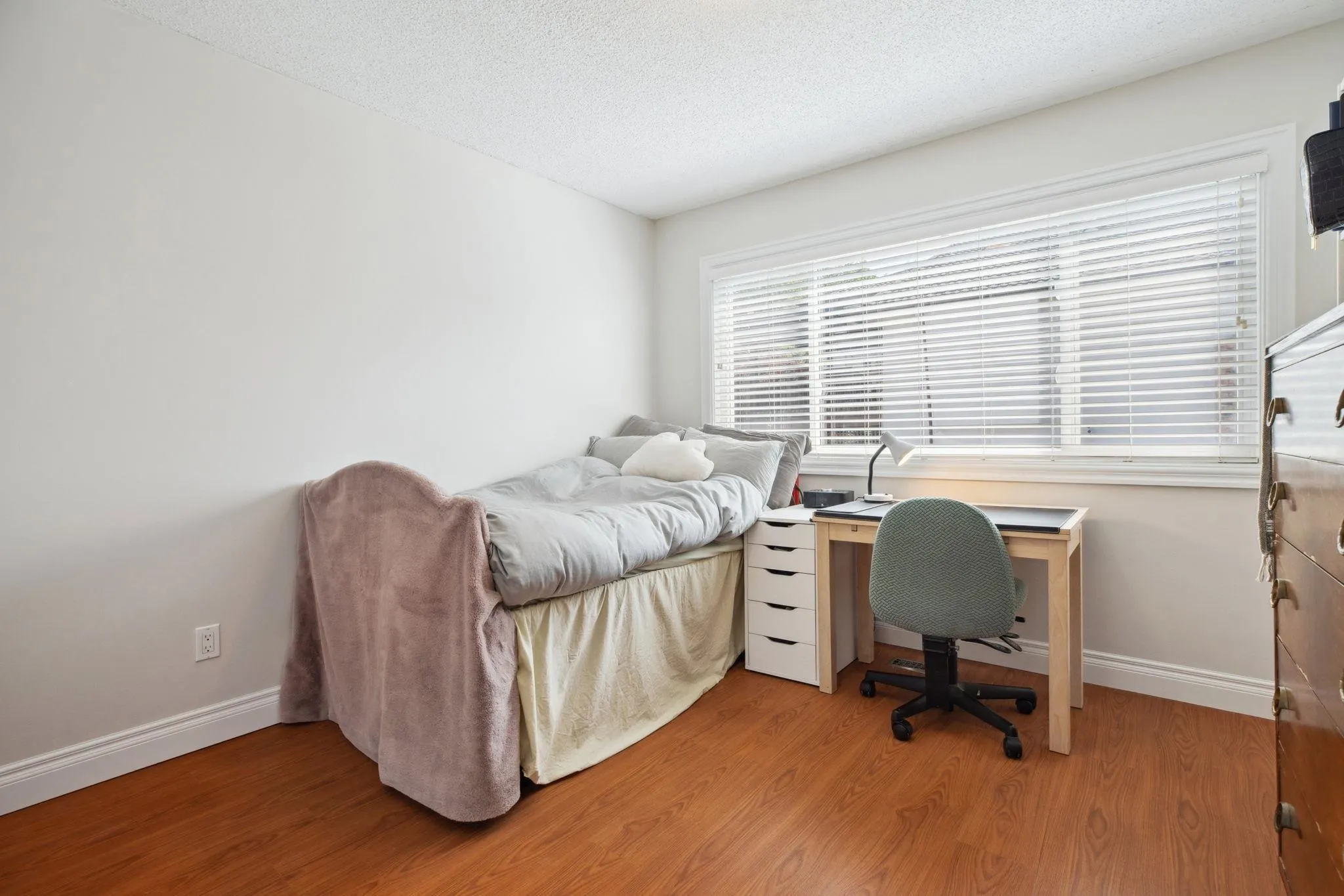 7347 Queenston Court