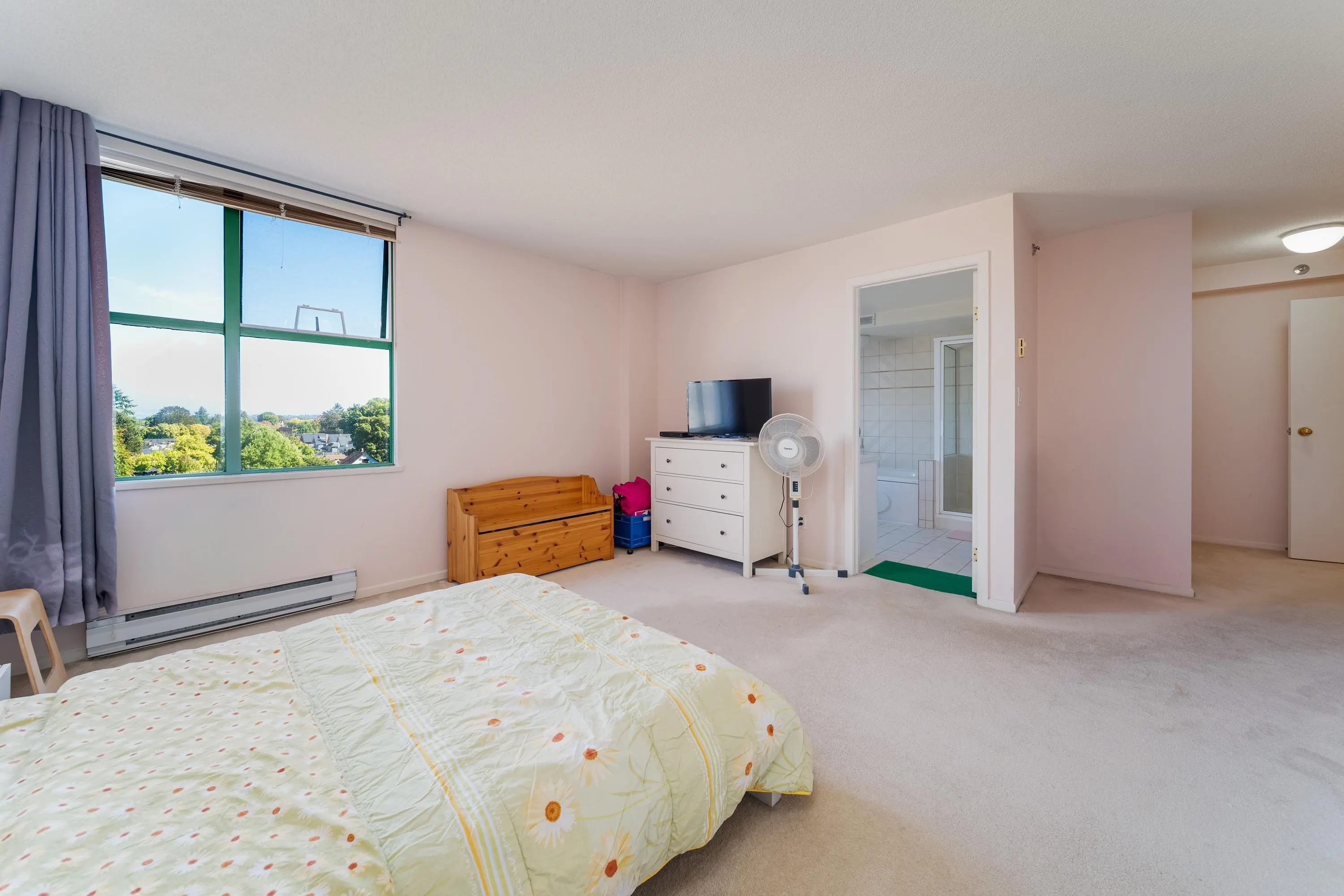 804 518 W 14th Avenue