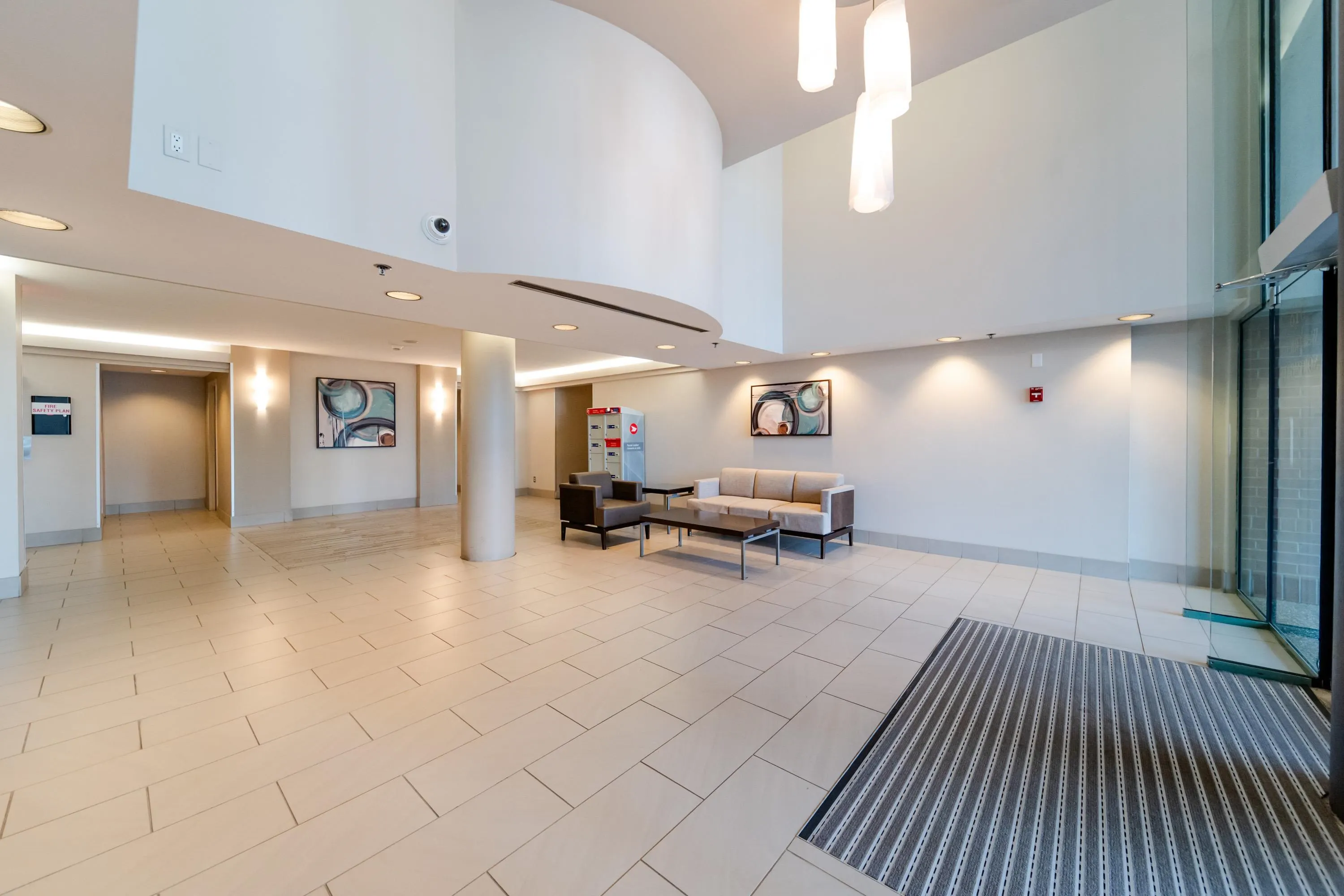 804 518 W 14th Avenue