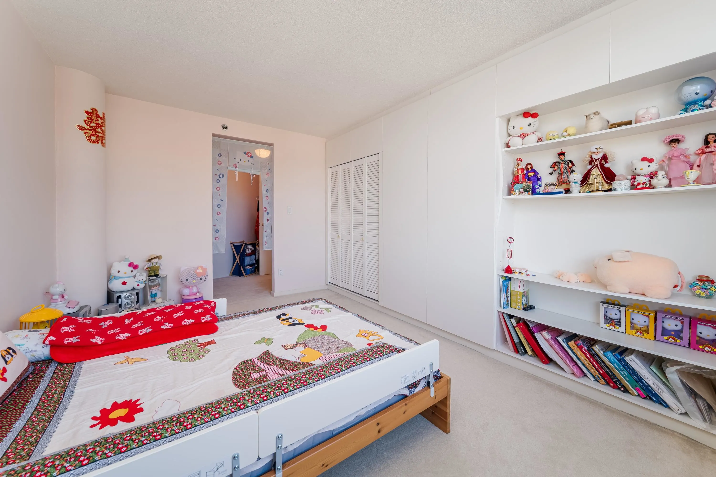 804 518 W 14th Avenue