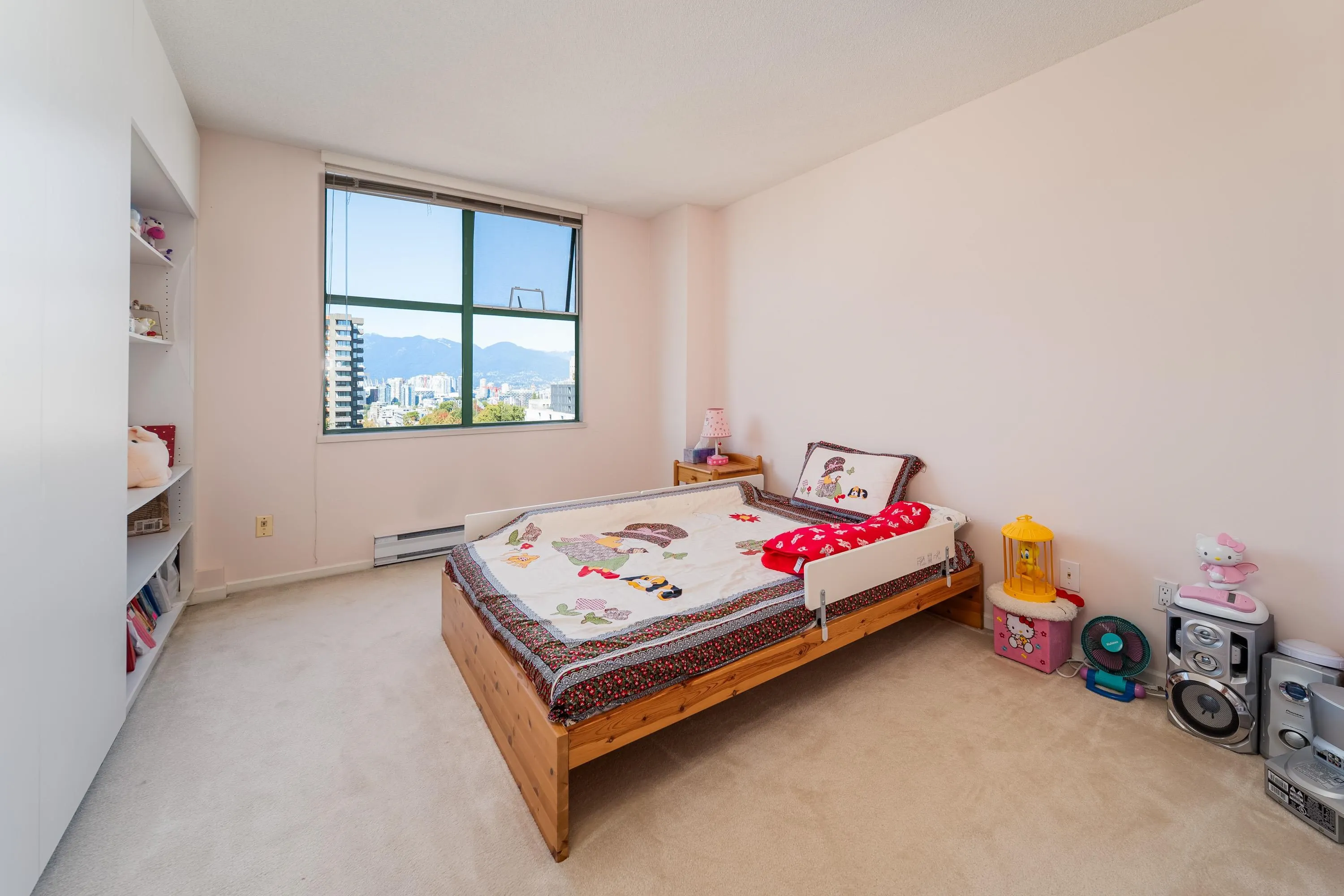 804 518 W 14th Avenue