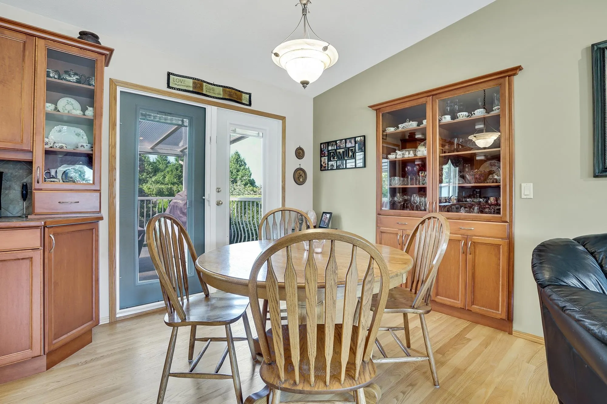 6075 Glengarry Drive