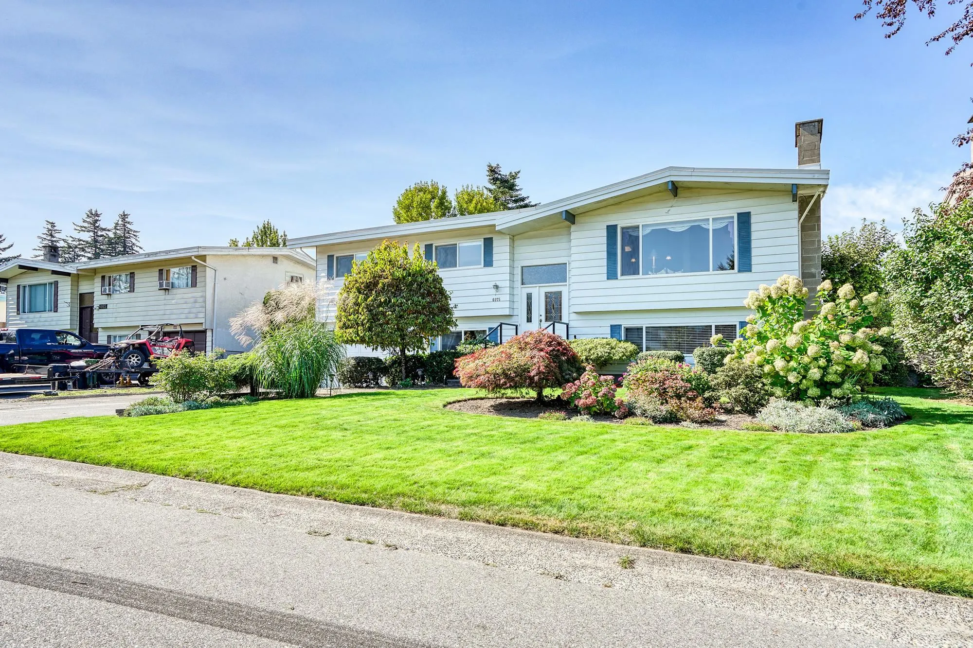 6075 Glengarry Drive