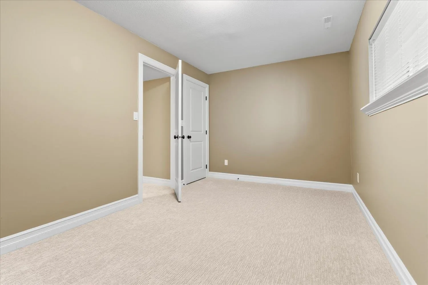 45480 Ariel Place