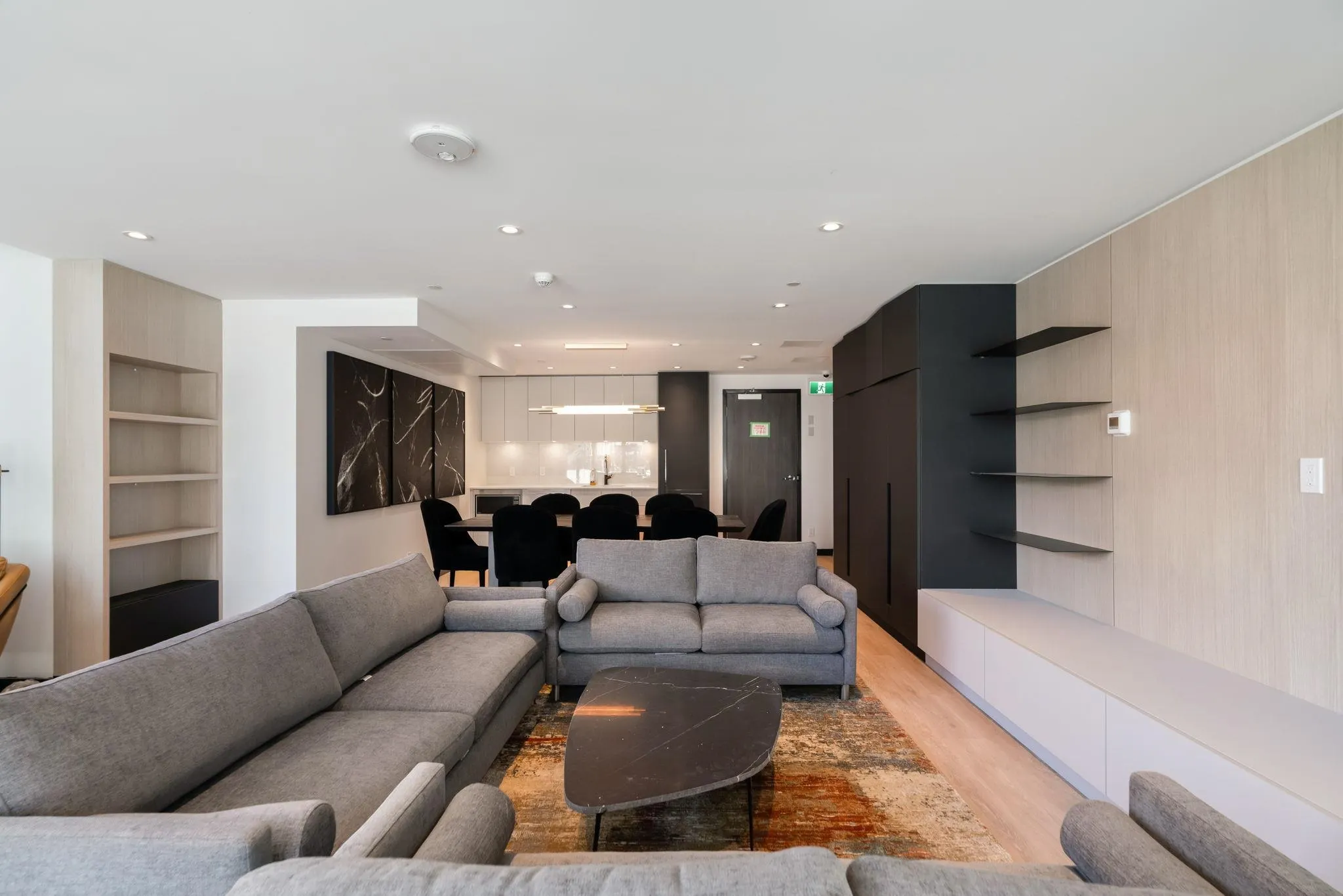 3103 5333 Goring Street