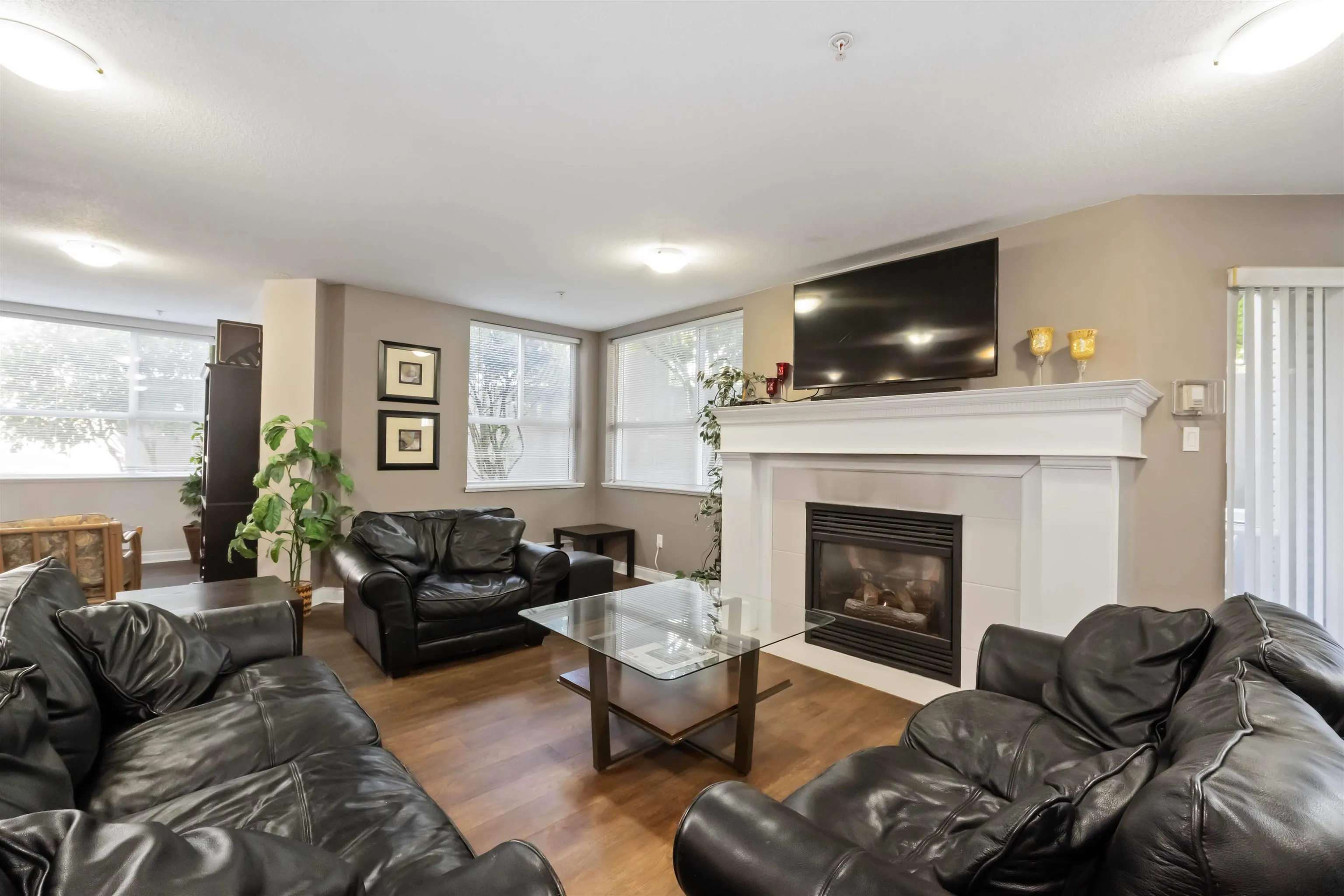 113 3176 Gladwin Road