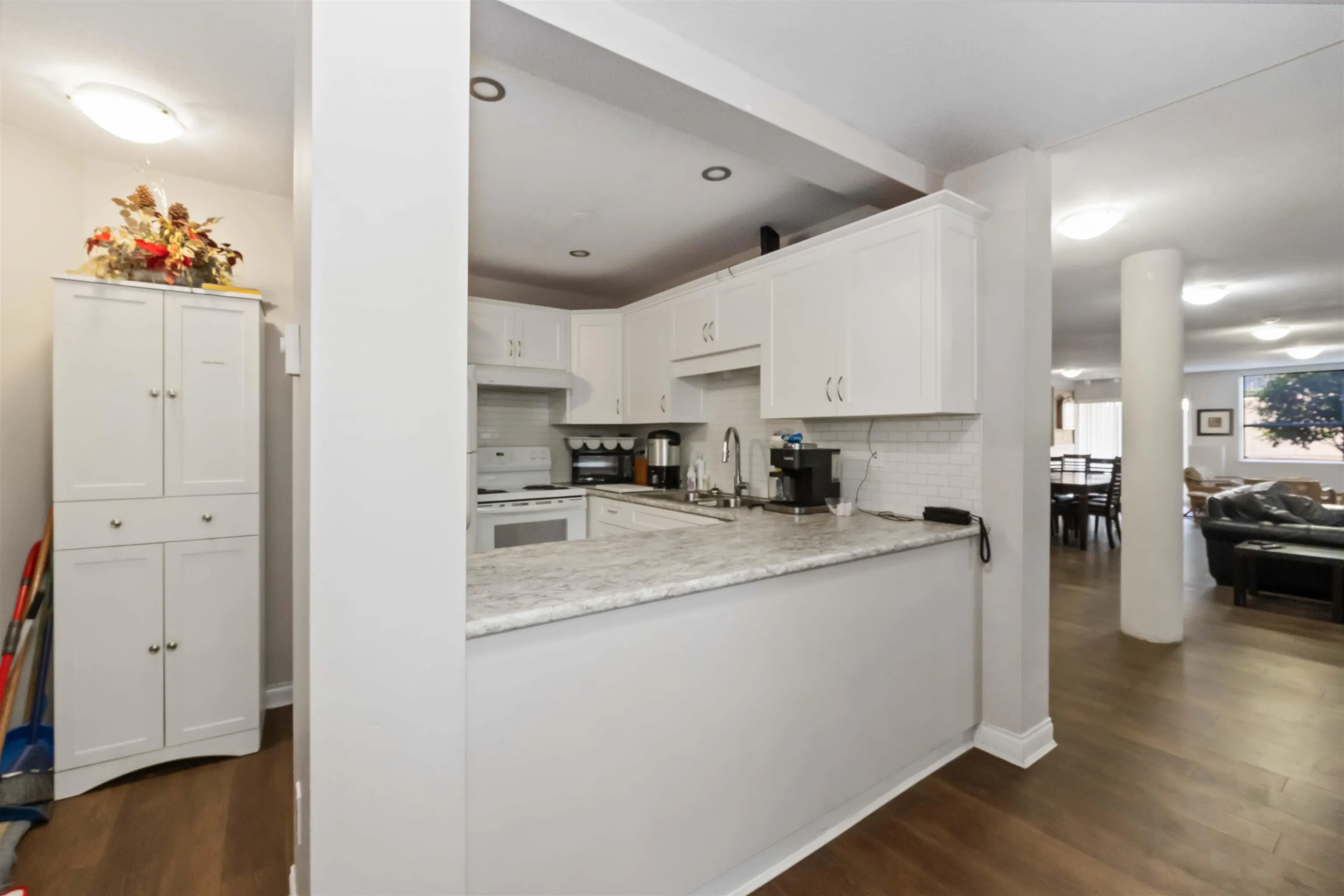 113 3176 Gladwin Road