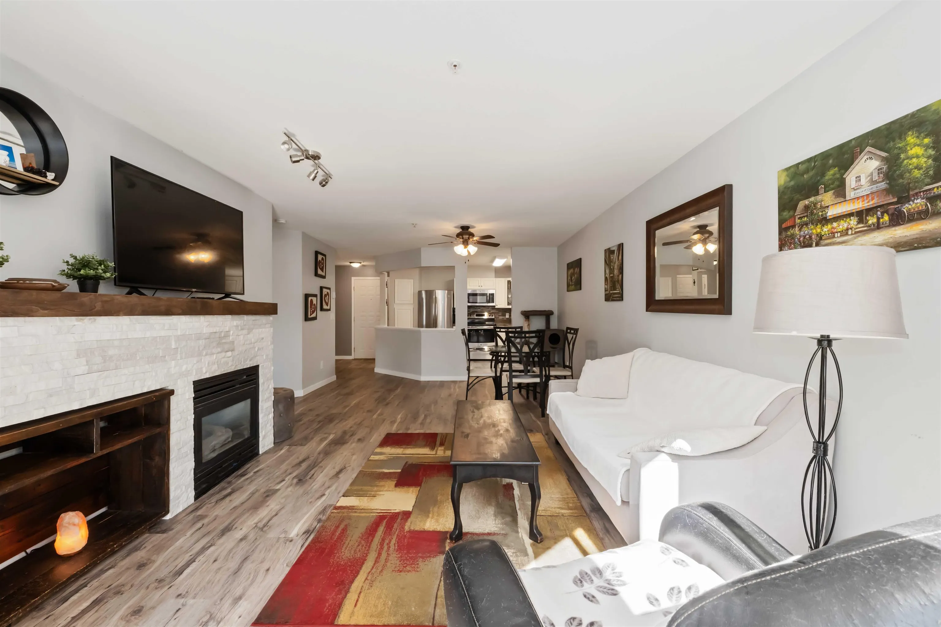 113 3176 Gladwin Road