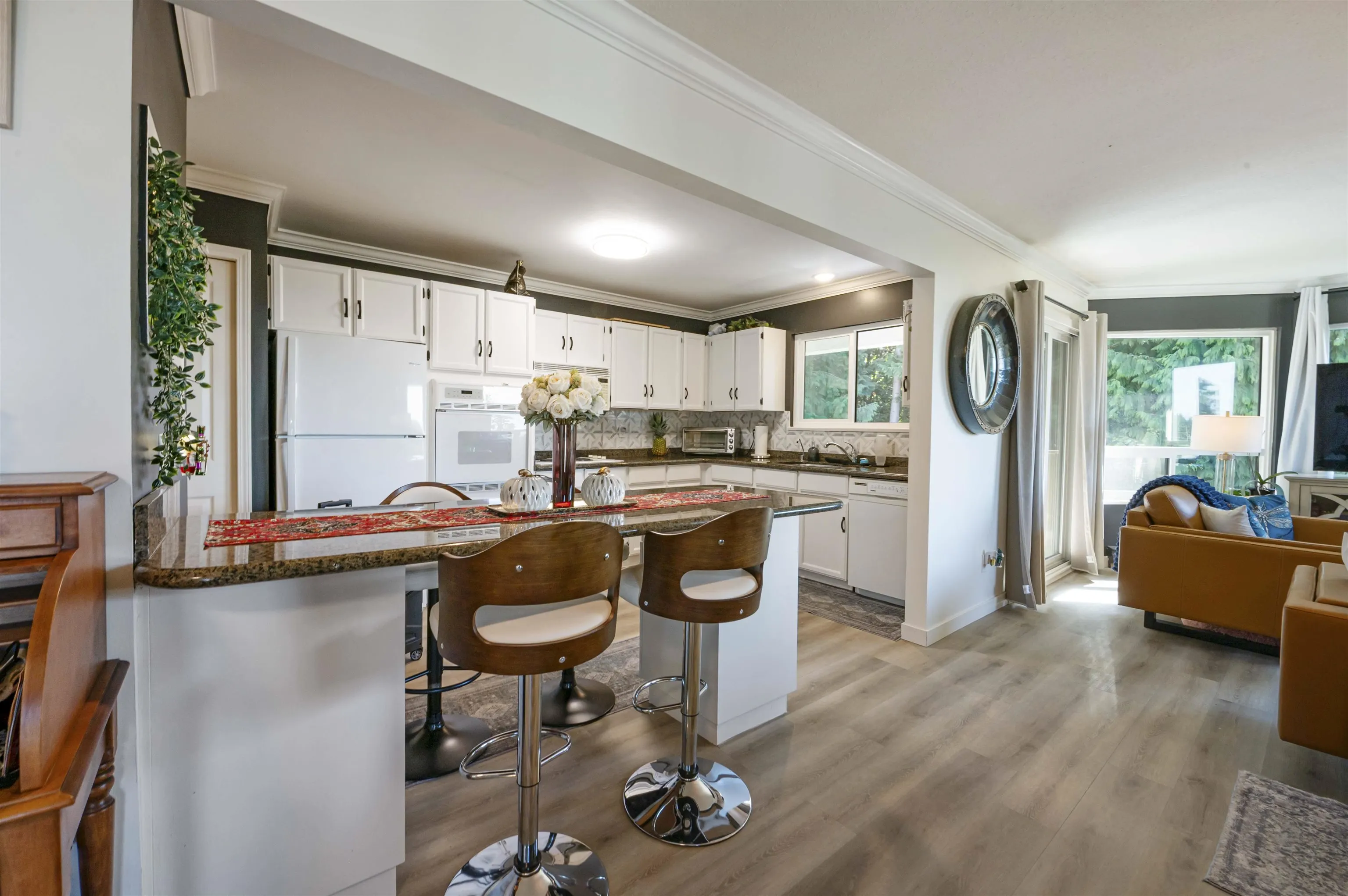 401 1350 Vidal Street