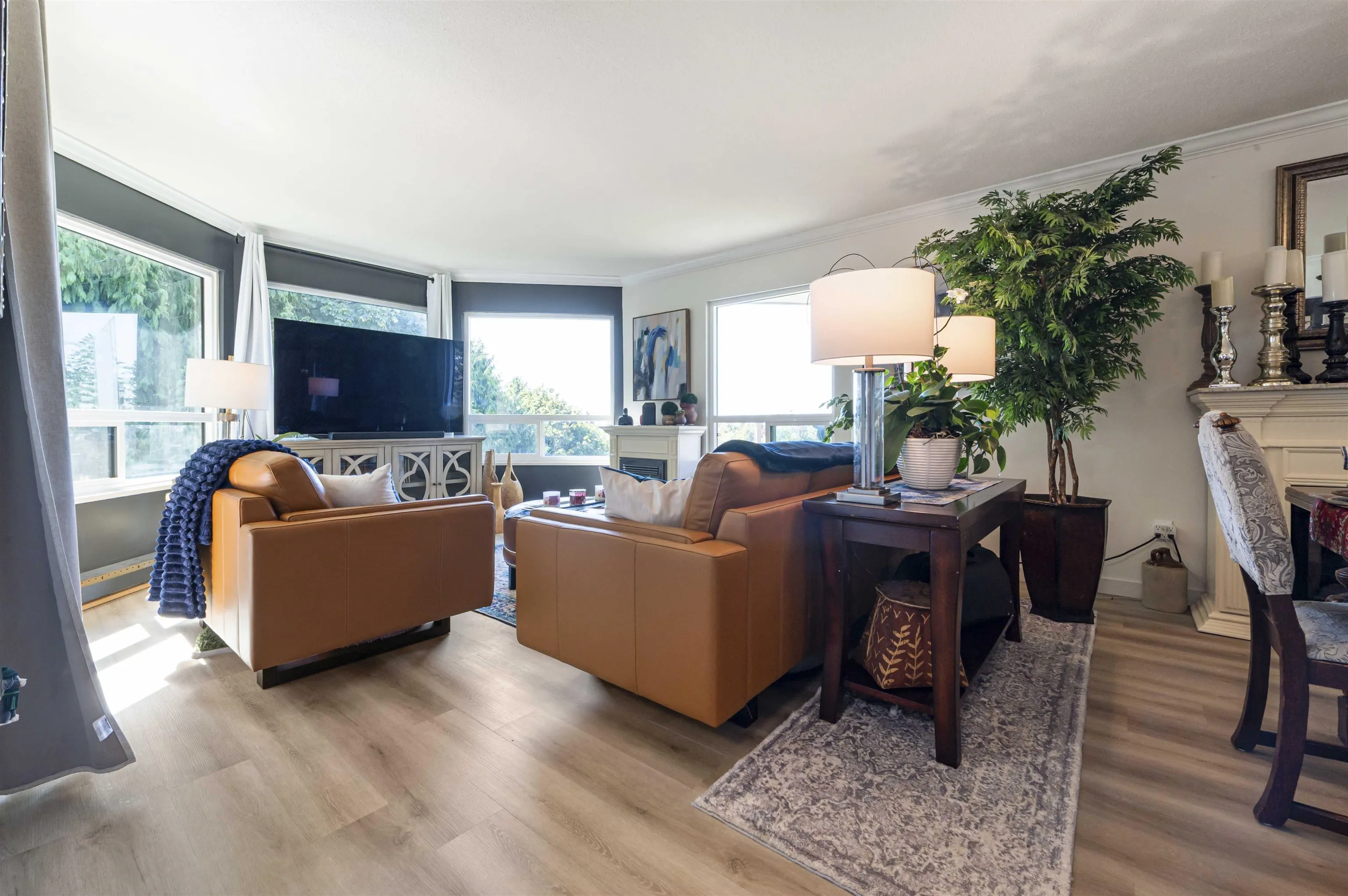 401 1350 Vidal Street