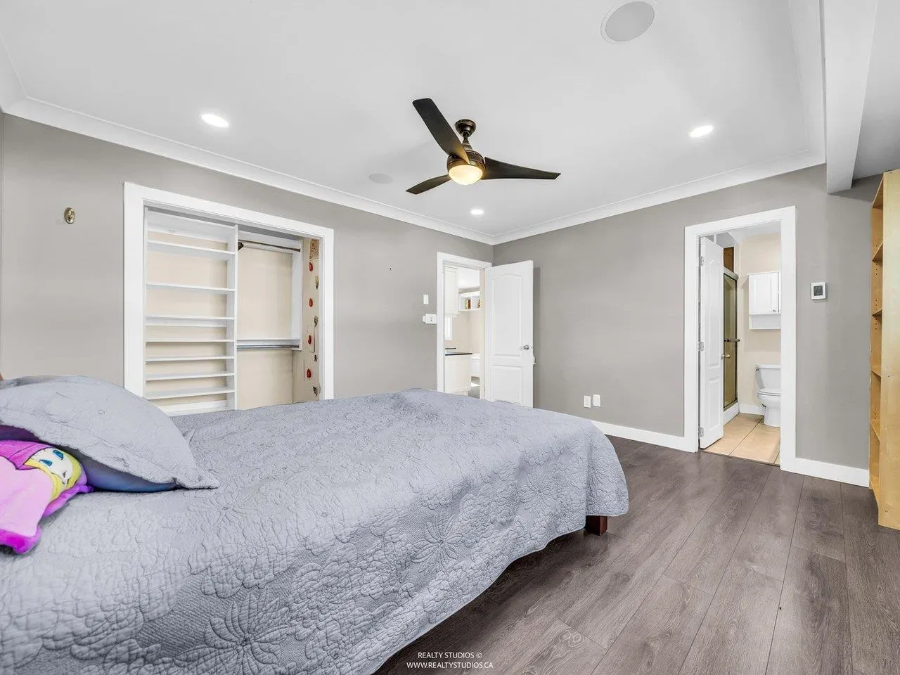 6500 Azure Road