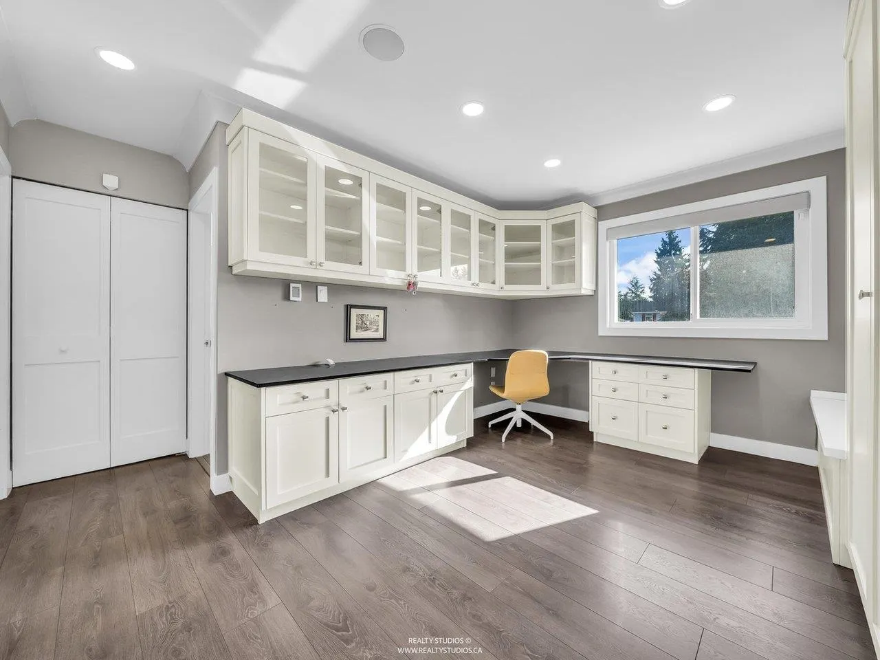 6500 Azure Road