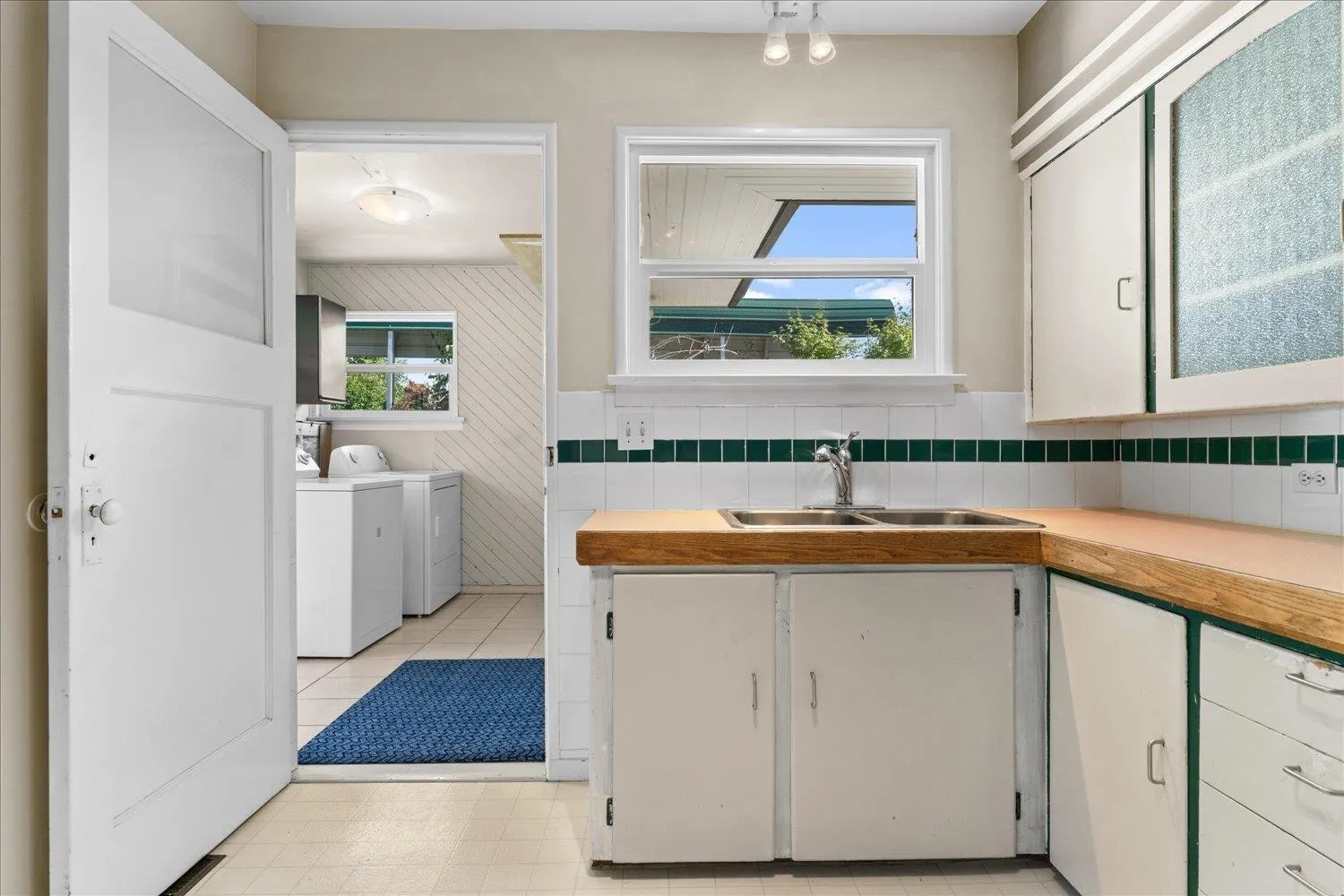 9679 Epp Drive
